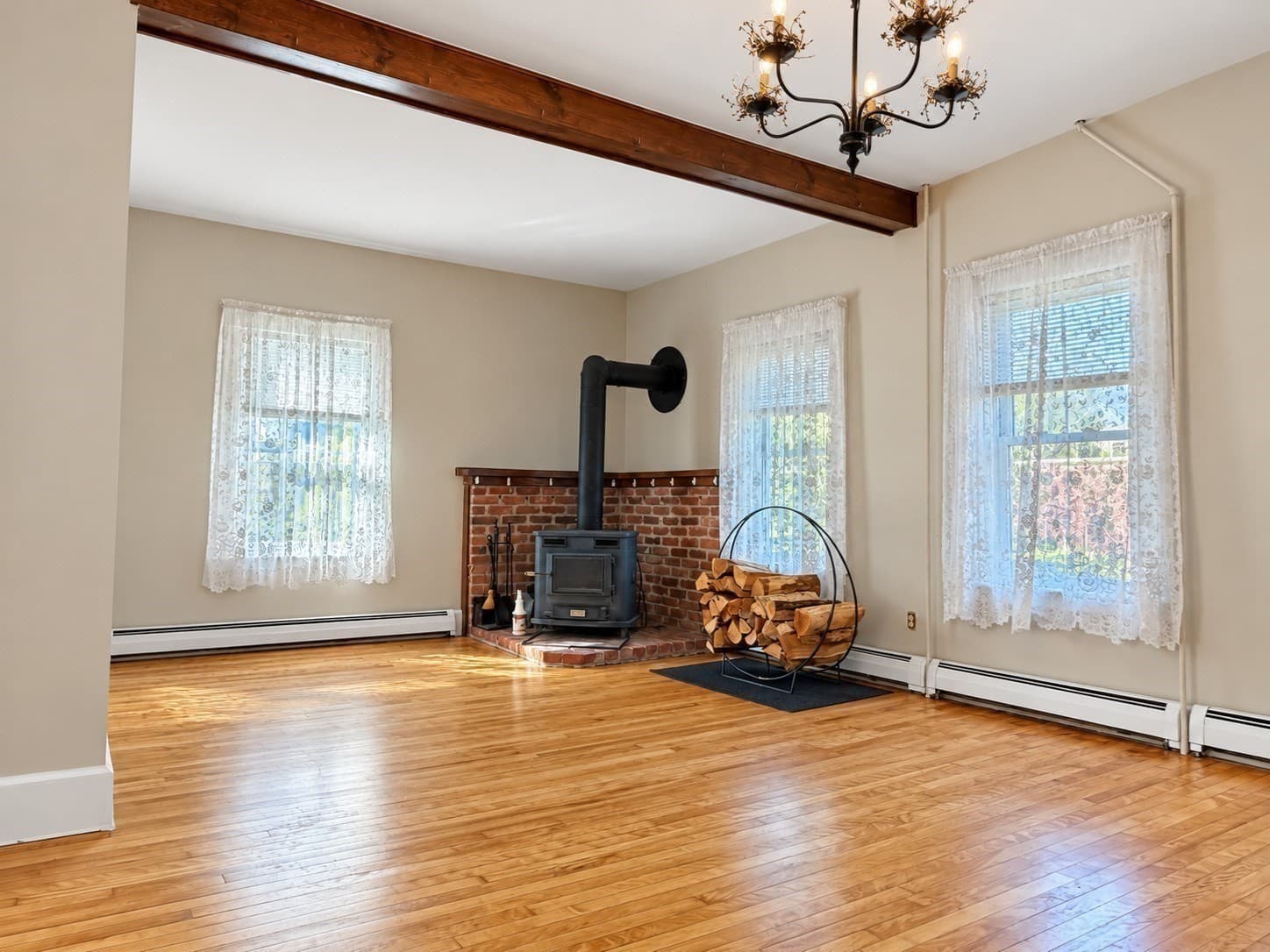 Single Family Residence at 90 Birch St, Fitchburg MA 01420, Fitchburg, photo 6 of 15