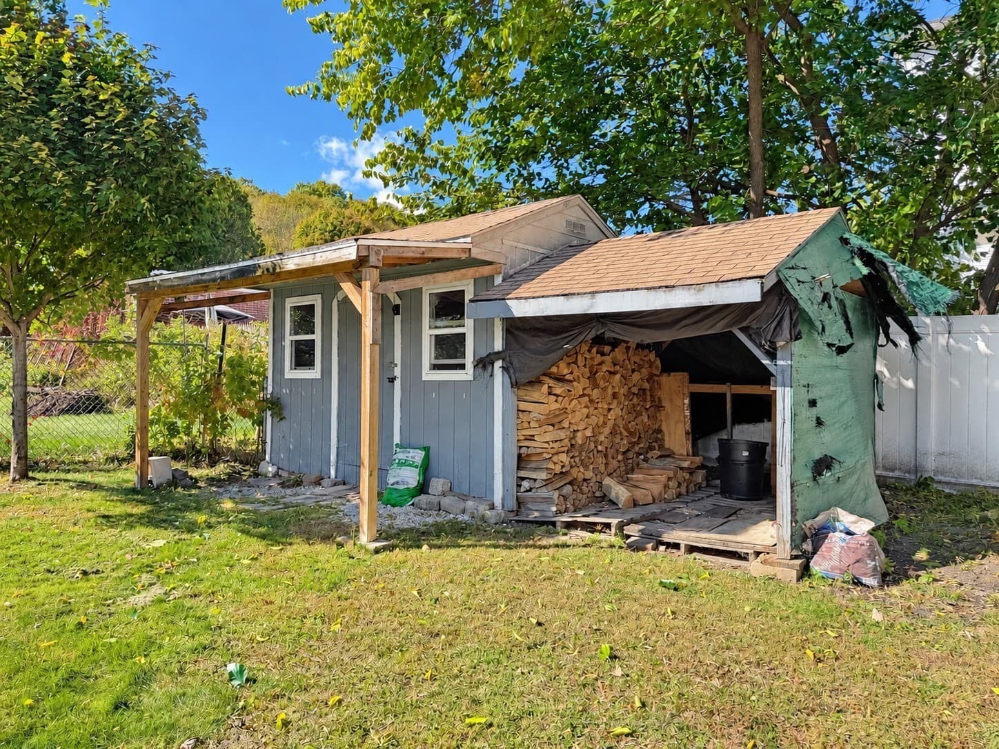 Single Family Residence at 90 Birch St, Fitchburg MA 01420, Fitchburg, photo 4 of 15