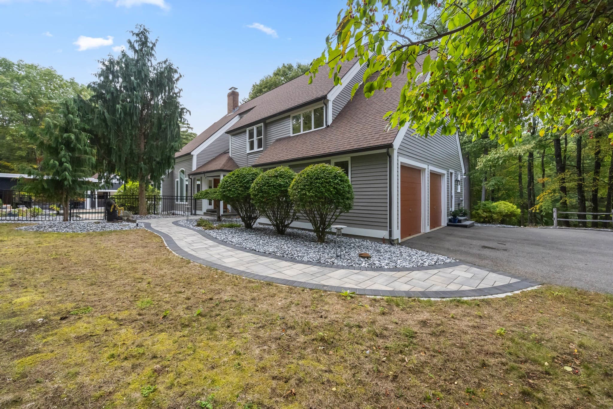Single Family Residence at 72 Golden Run Rd, Bolton MA 01740, Bolton, photo 5 of 42