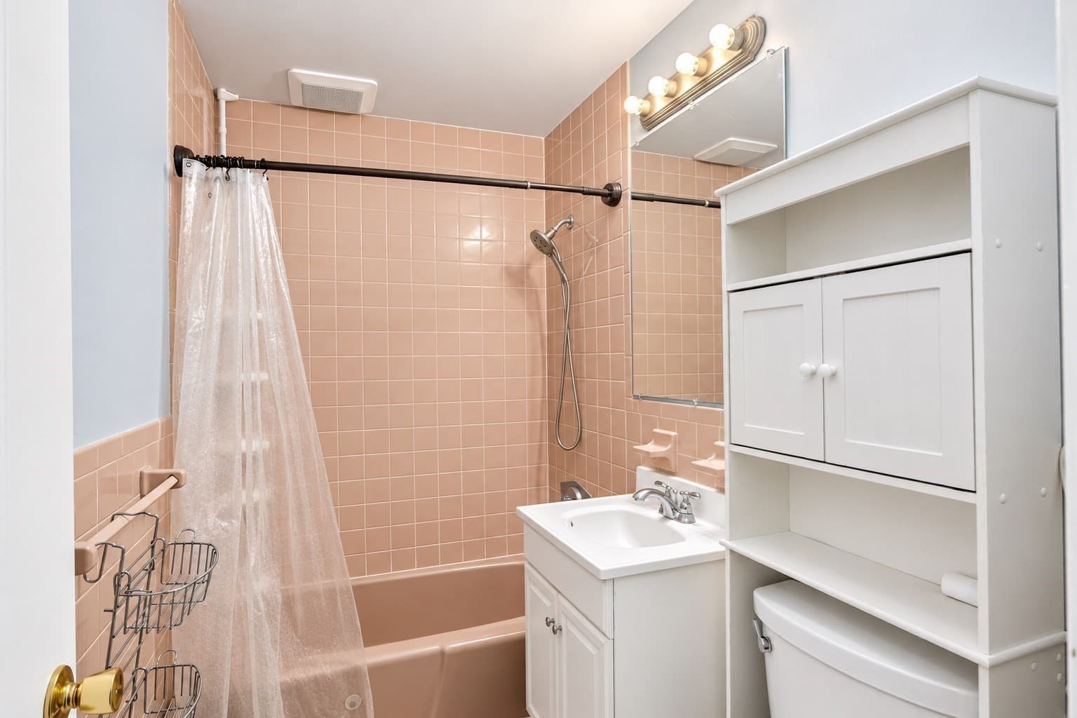 Condominium at 64 Jacqueline Rd # 12, Waltham MA 02452, photo 11 of 13