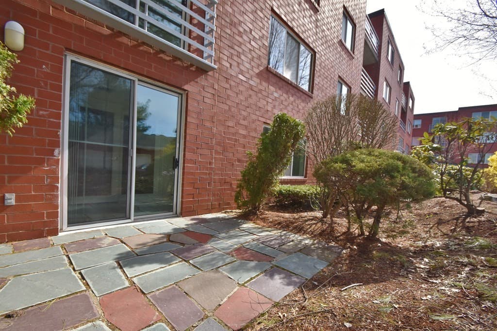 Condominium at 166 Place Ln # 166, Woburn MA 01801, Woburn, photo 19 of 22