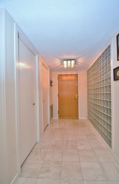 Condominium at 166 Place Ln # 166, Woburn MA 01801, Woburn, photo 8 of 22