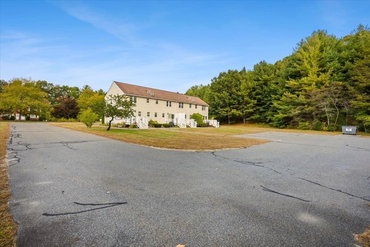 Condominium at 43 Willow Ridge Dr # 43, Bridgewater MA 02324, Bridgewater, photo 7 of 39