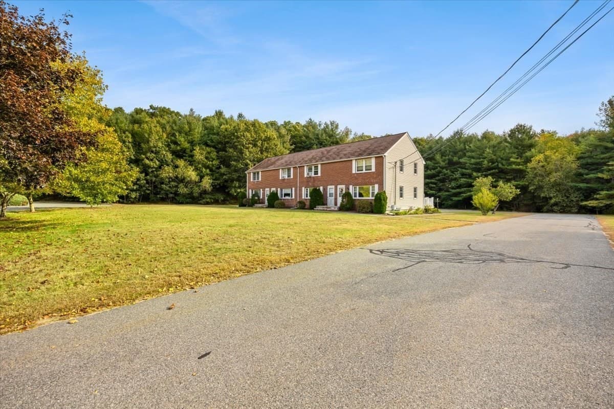 Condominium at 43 Willow Ridge Dr # 43, Bridgewater MA 02324, Bridgewater, photo 5 of 39