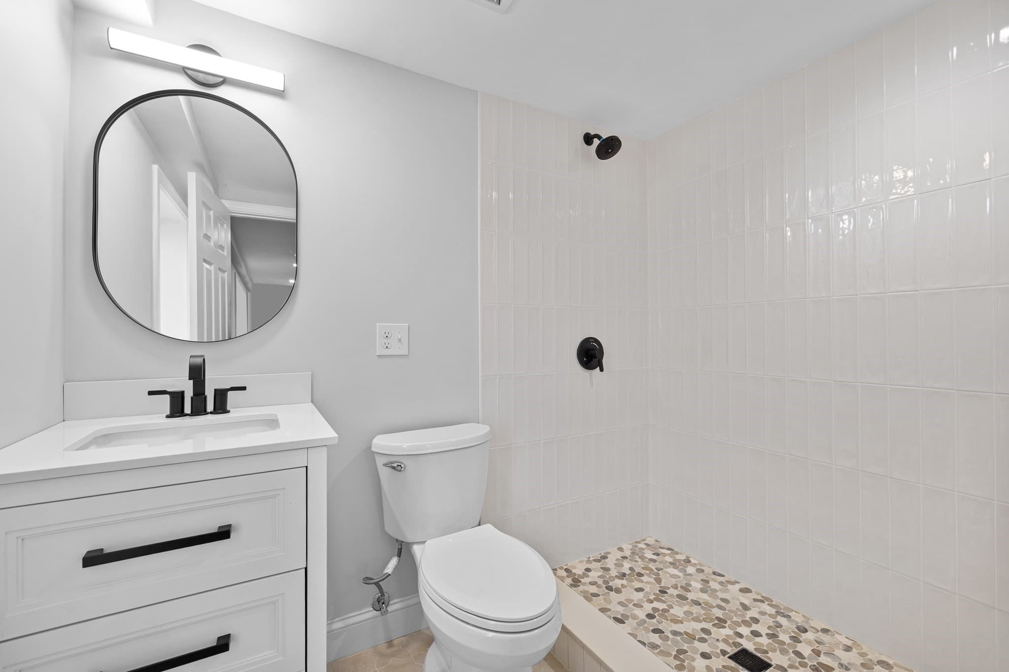 Single Family Residence at 9 Walden Pond Ave, Saugus MA 01906, Saugus, photo 33 of 42