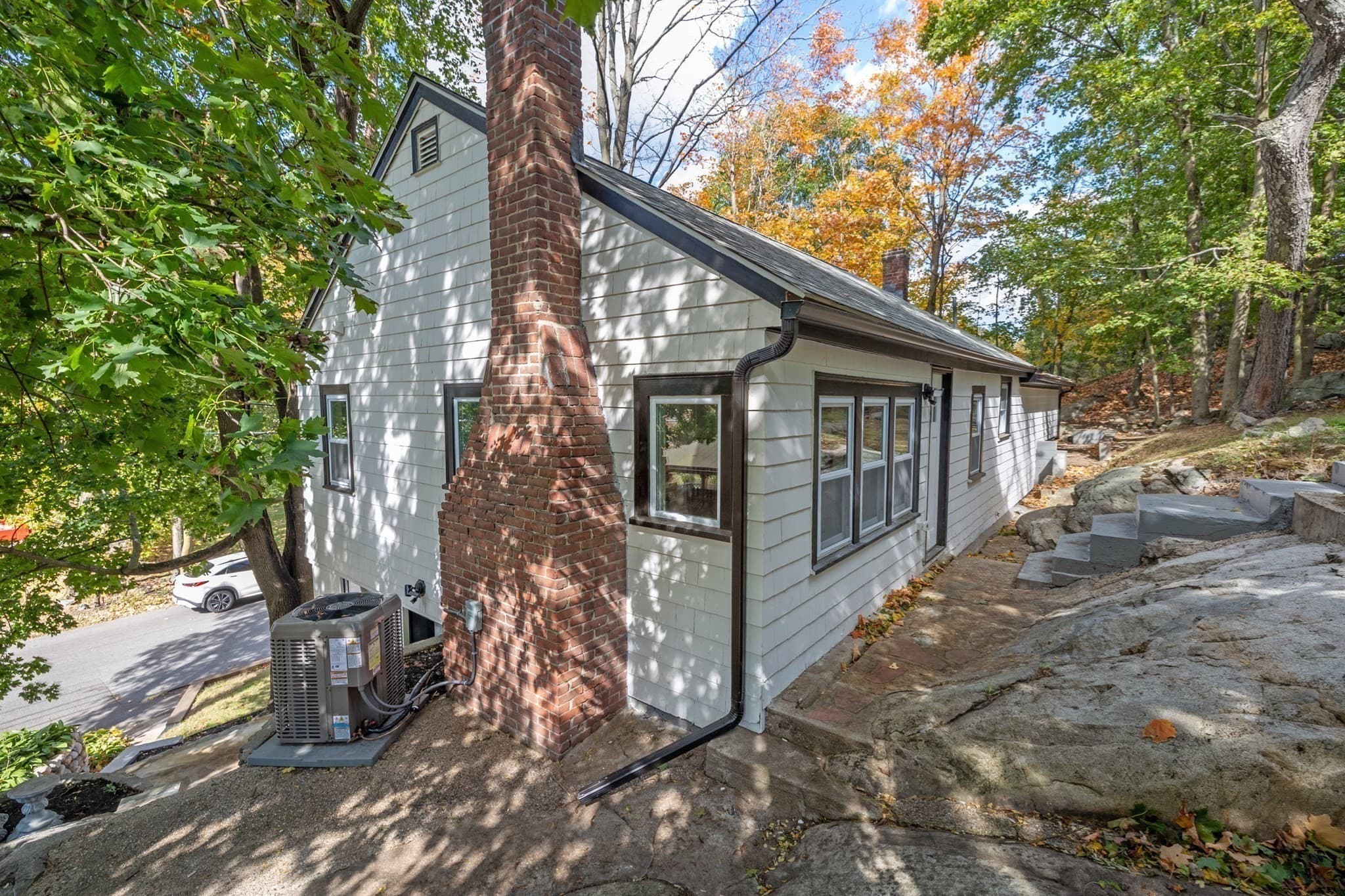 Single Family Residence at 9 Walden Pond Ave, Saugus MA 01906, Saugus, photo 35 of 42