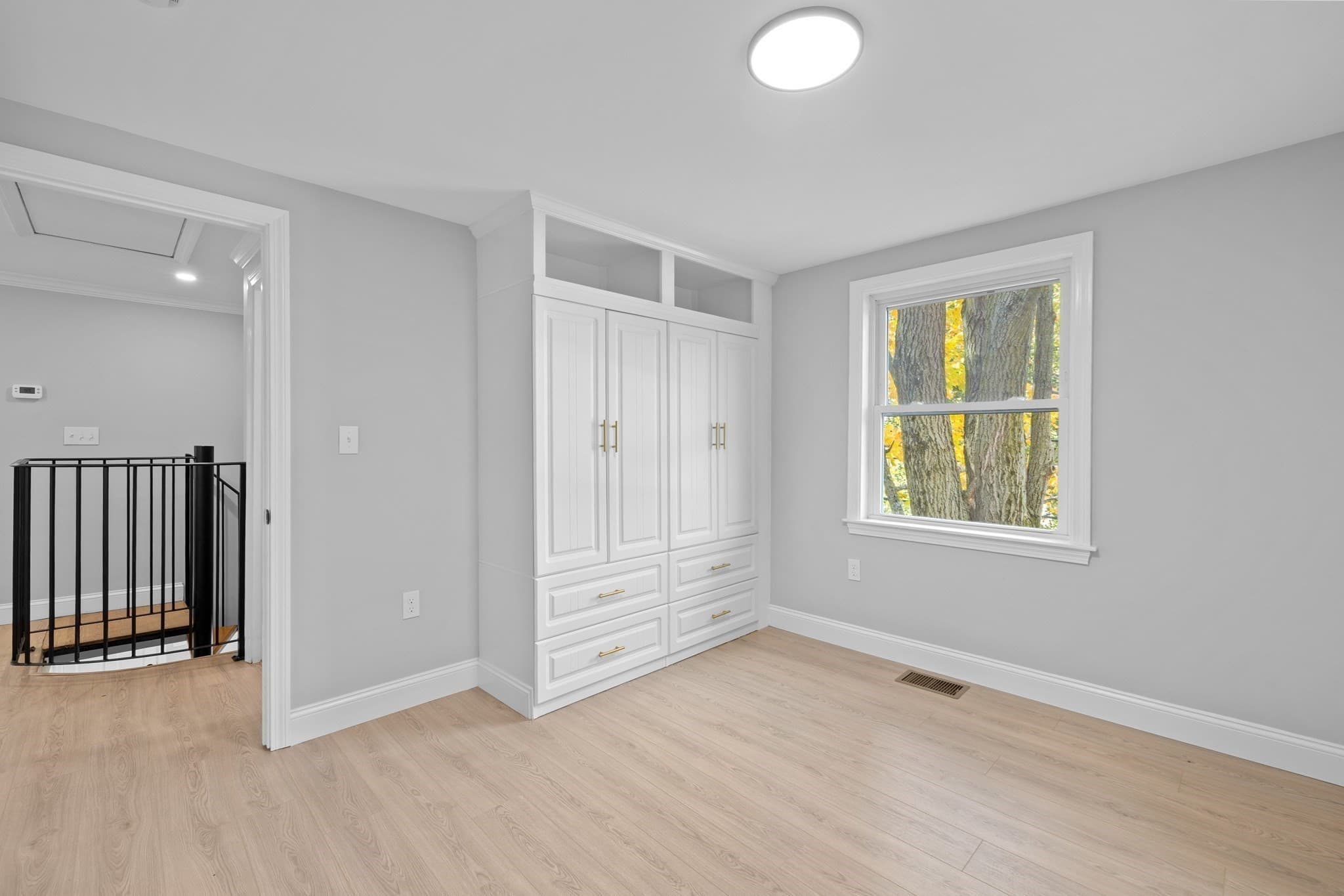 Single Family Residence at 9 Walden Pond Ave, Saugus MA 01906, Saugus, photo 25 of 42