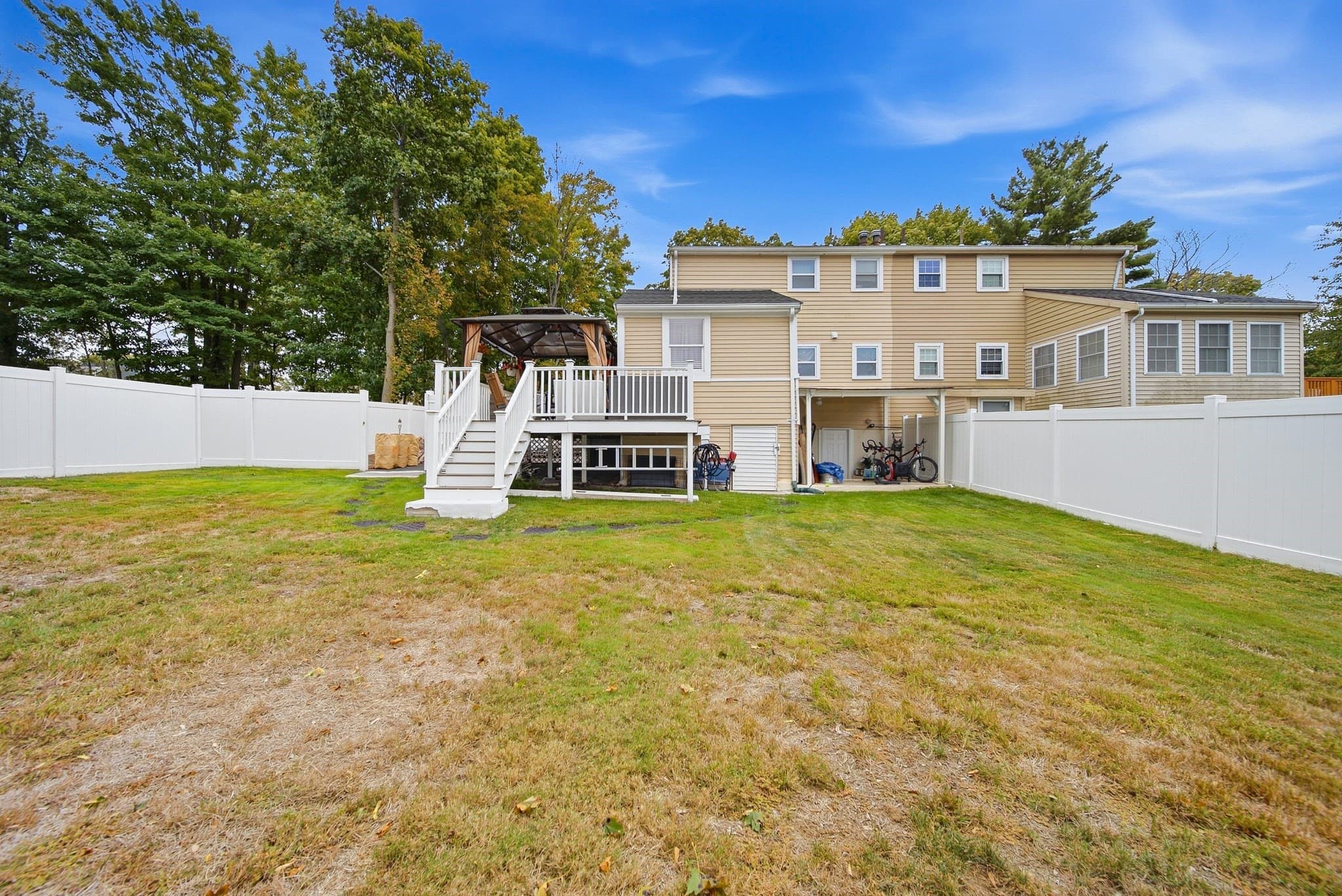 Condominium at 168 Old St. # R, Randolph MA 02368, Randolph, photo 16 of 21