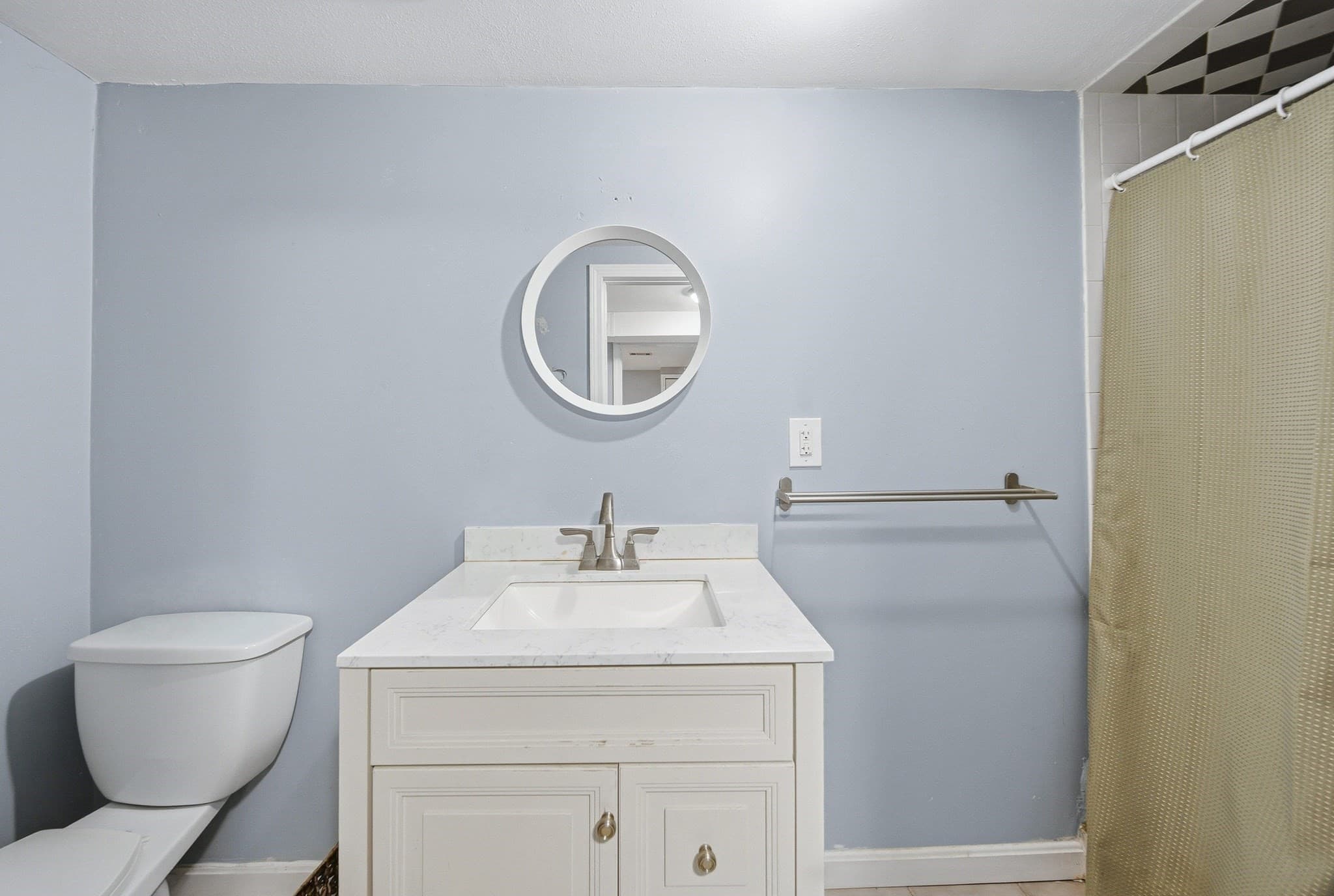 Condominium at 168 Old St. # R, Randolph MA 02368, Randolph, photo 14 of 21