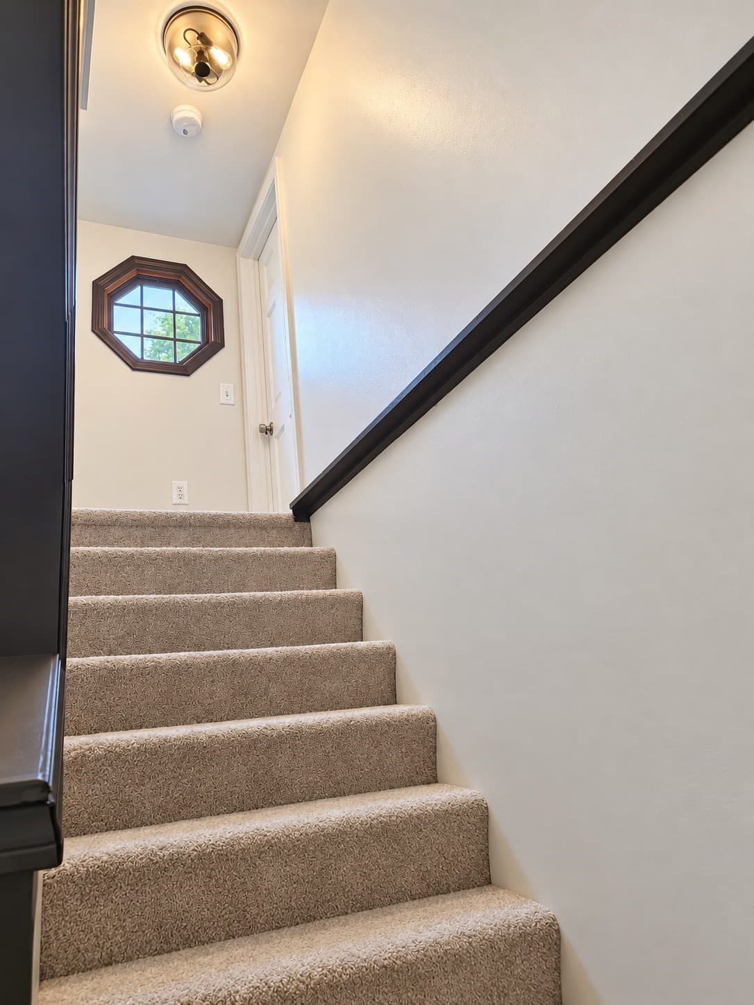 Single Family Residence at 32 Heroult Rd, Worcester MA 01606, Worcester, photo 25 of 34