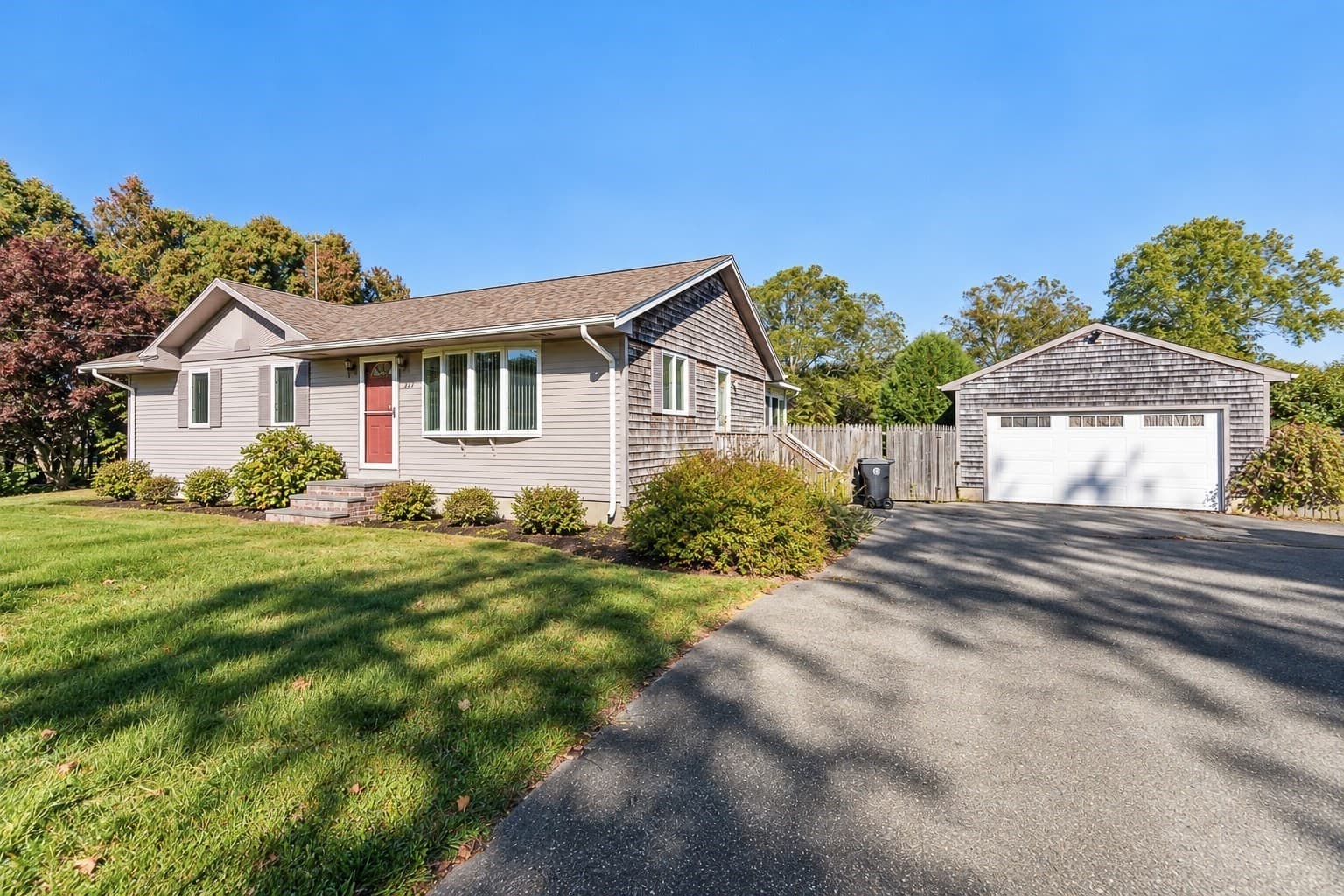 Single Family Residence at 297 Bakerville Rd, Dartmouth MA 02748, Dartmouth, photo 2 of 22