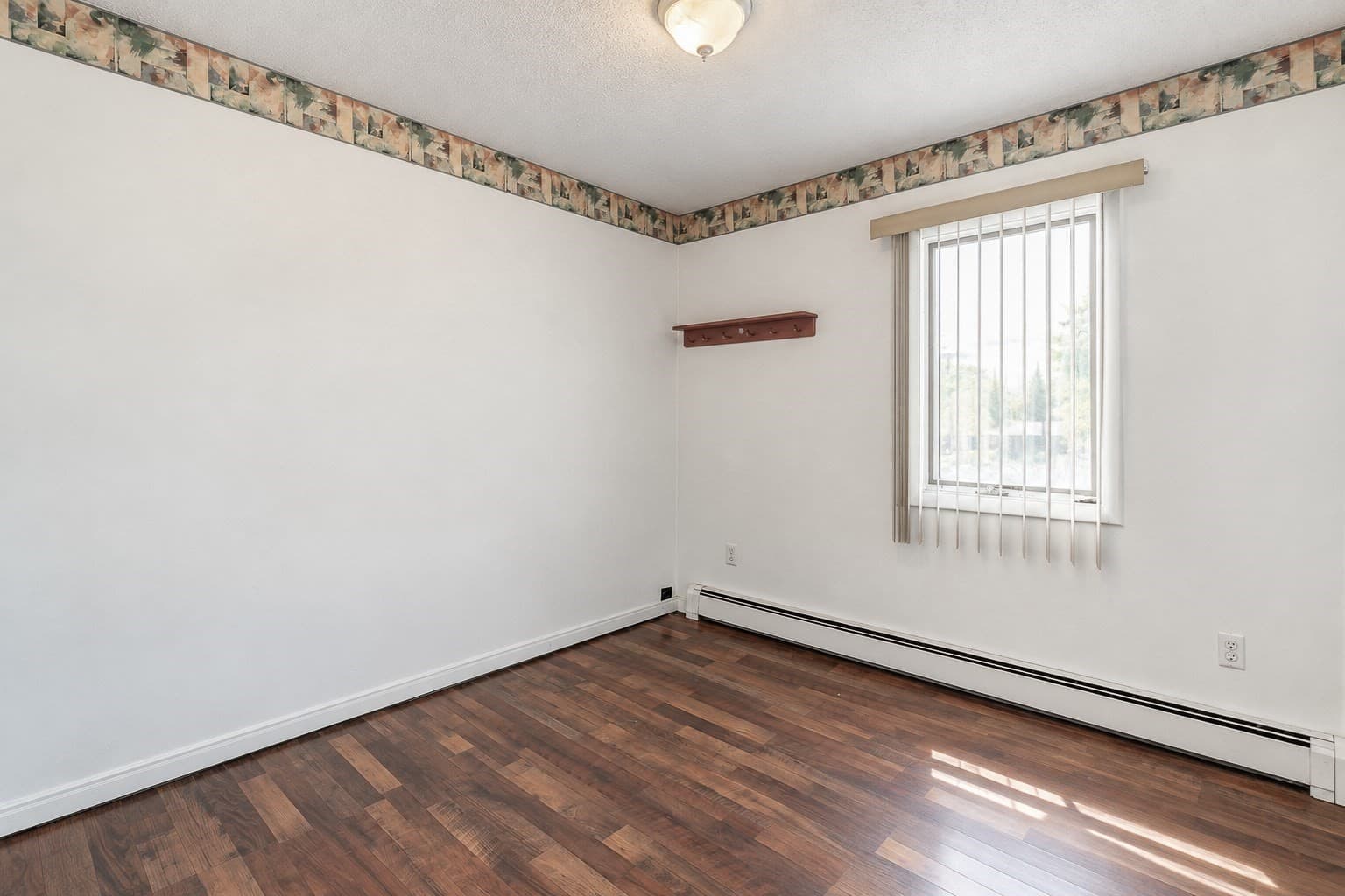 Single Family Residence at 297 Bakerville Rd, Dartmouth MA 02748, Dartmouth, photo 9 of 22