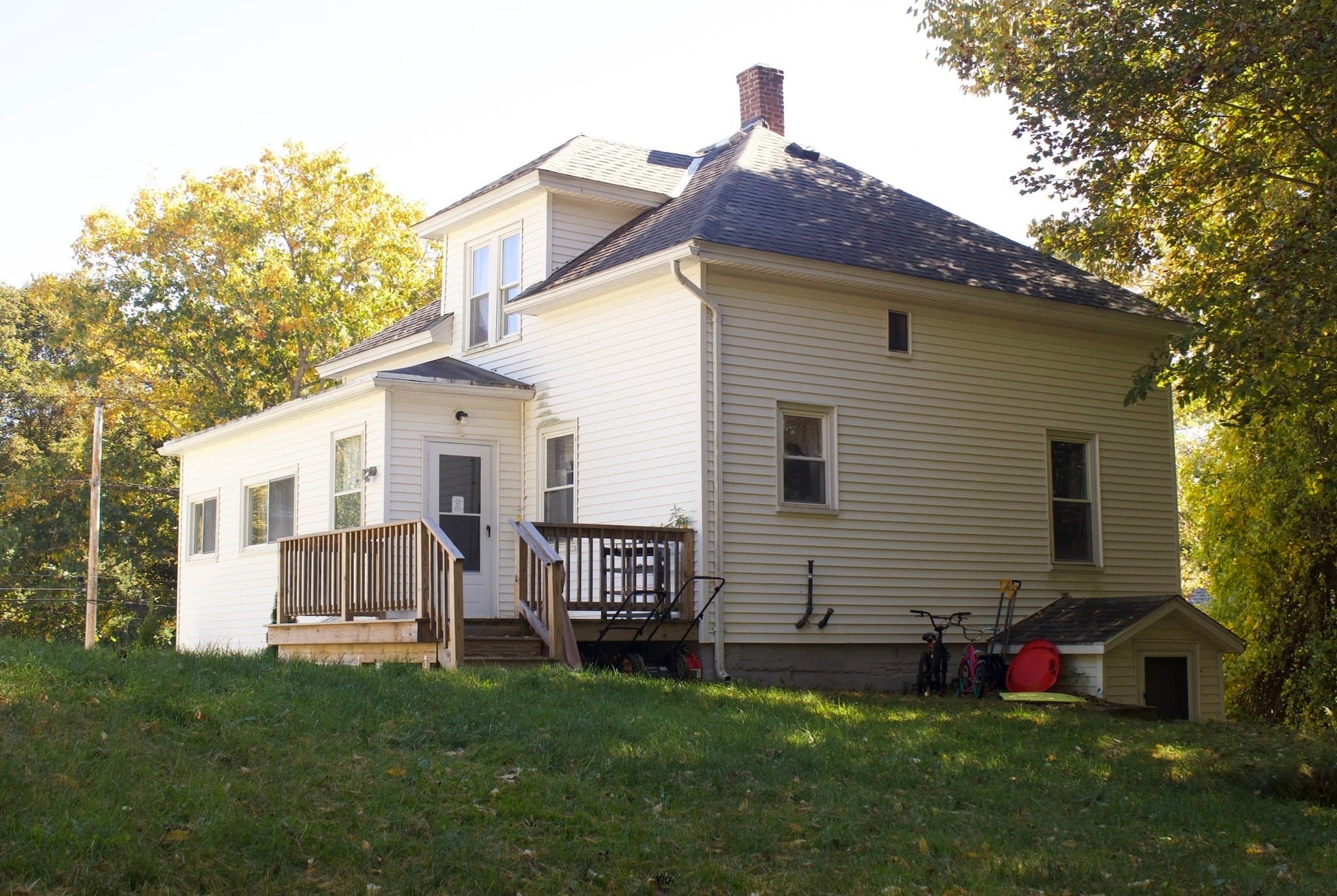 Single Family Residence at 15 Draper Rd, Gardner MA 01440, Gardner, photo 13 of 16
