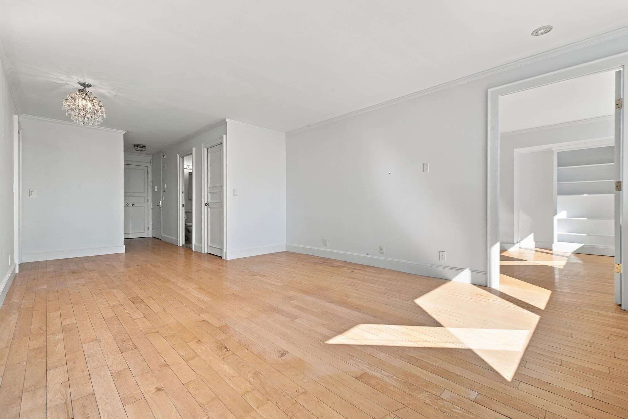 Condominium at 85 E India Row # 40D, Boston MA 02110, Boston, photo 5 of 22