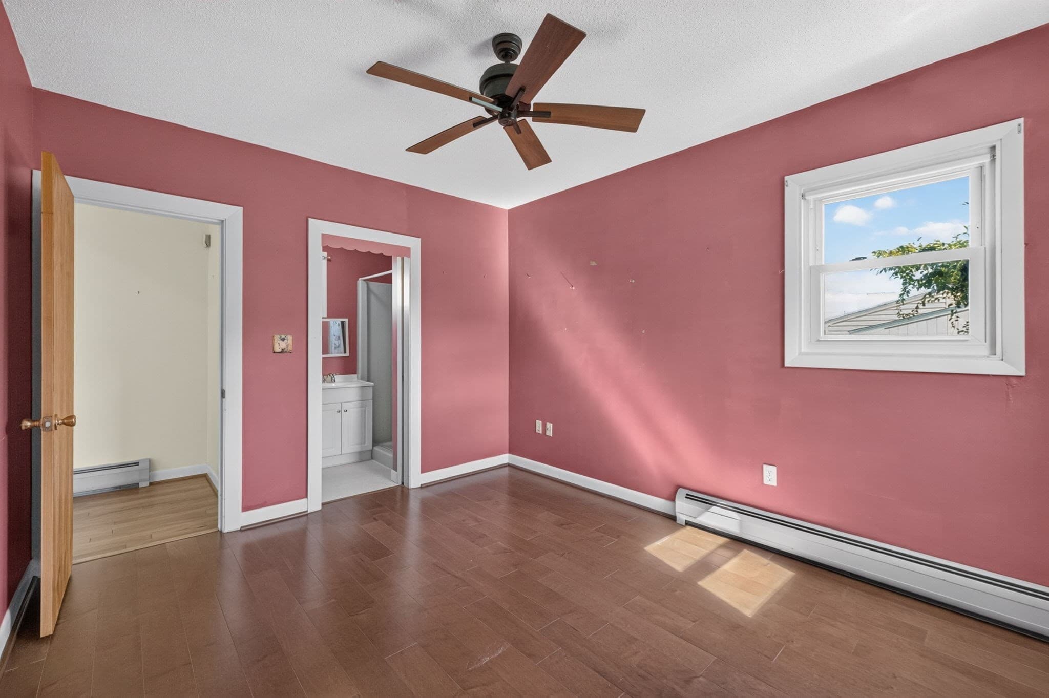 Single Family Residence at 63 Hemlock St, Fall River MA 02720, Fall River, photo 14 of 38