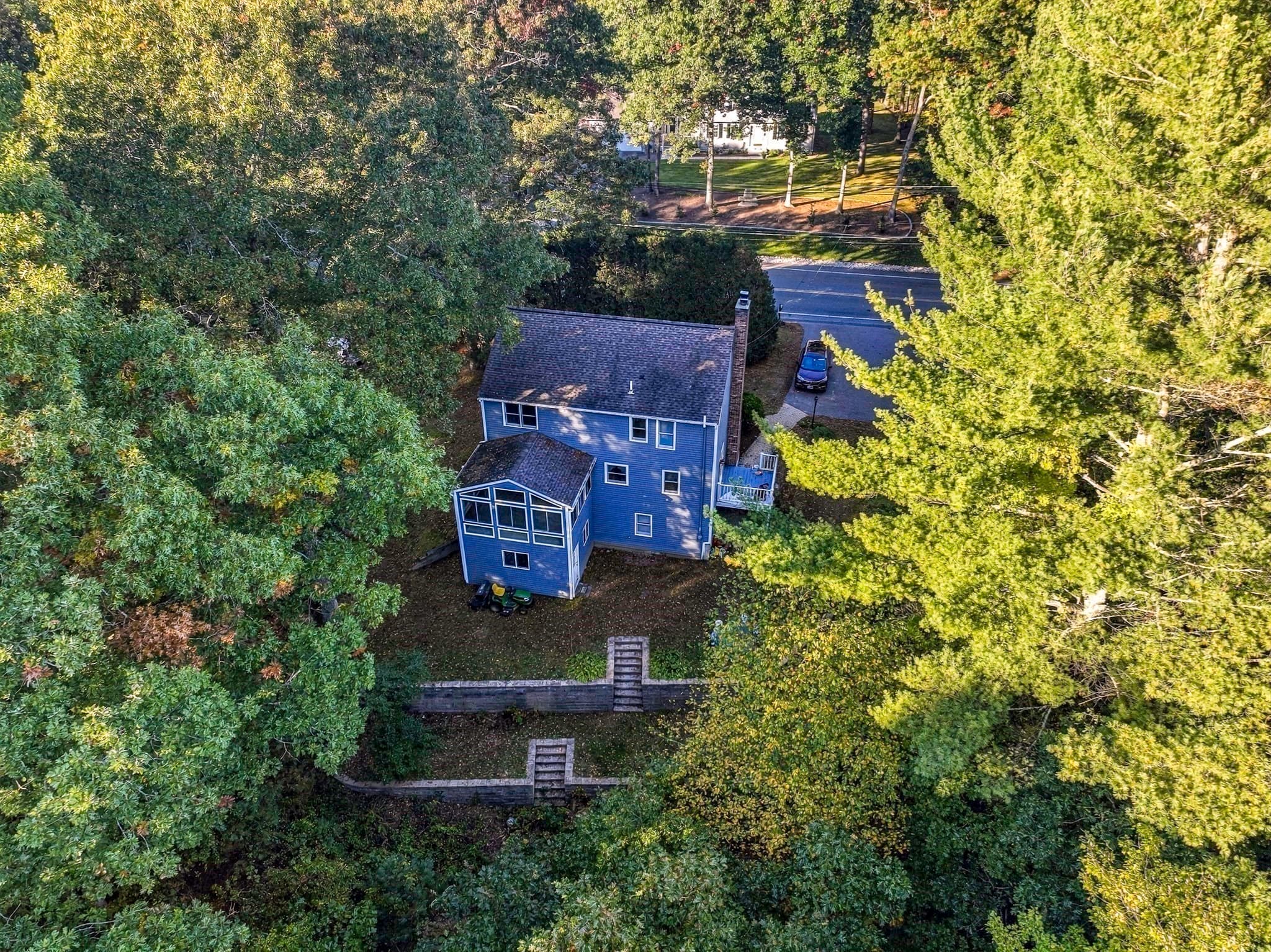 Single Family Residence at 565 Hartford Ave E, Uxbridge MA 01569, Uxbridge, photo 18 of 25