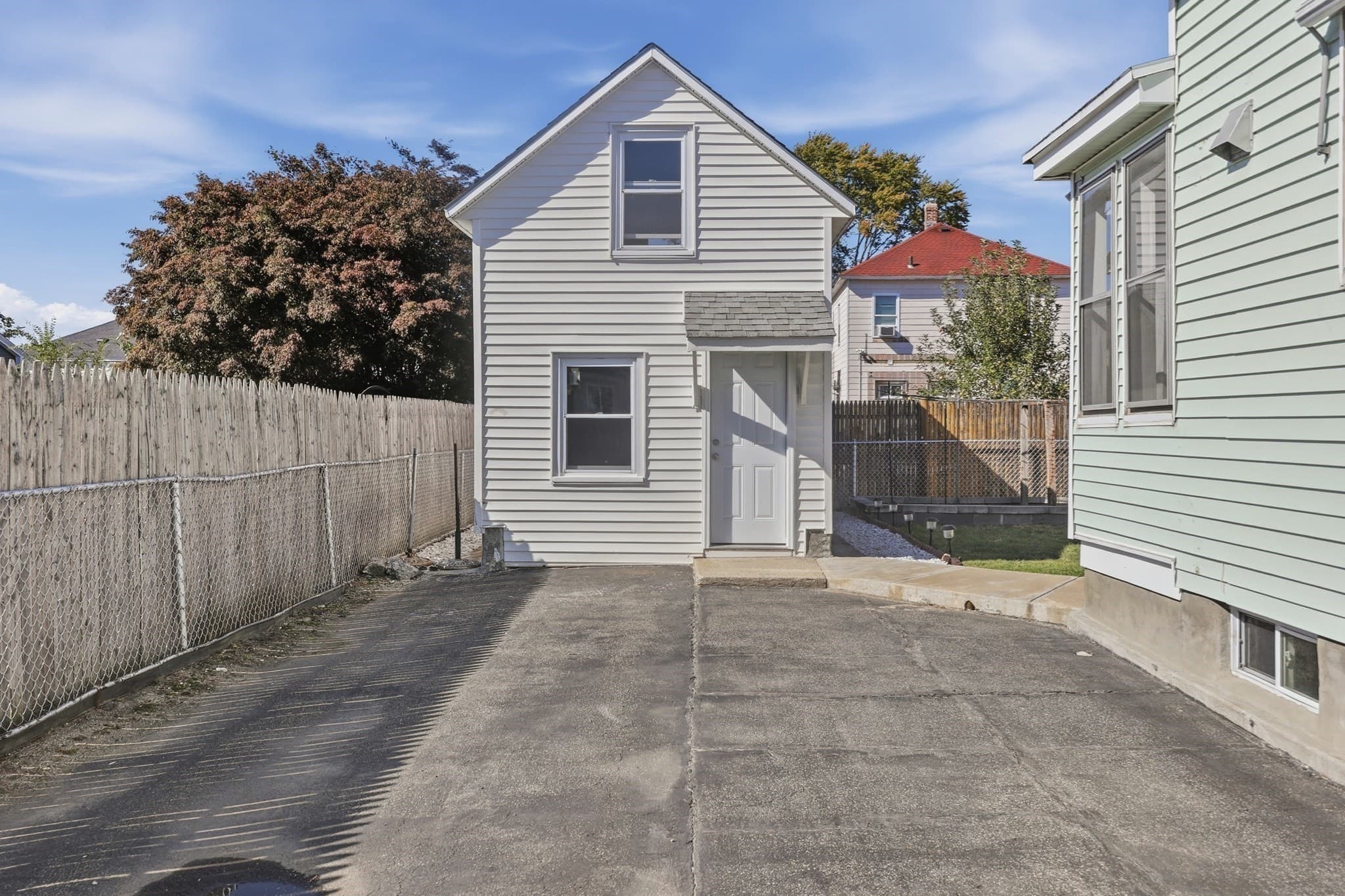 2 Family - 2 Units Side by Side at 40 Bunker Hill Ave, Lowell MA 01850, Lowell, photo 3 of 42