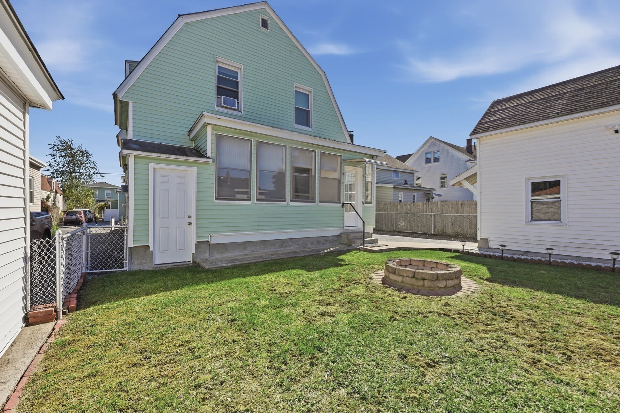 2 Family - 2 Units Side by Side at 40 Bunker Hill Ave, Lowell MA 01850, Lowell, photo 39 of 42