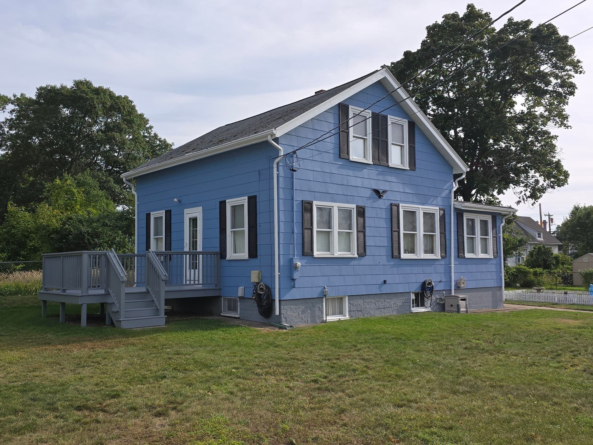 Single Family Residence at 5 Hoffman St, Taunton MA 02780, Taunton, photo 5 of 41