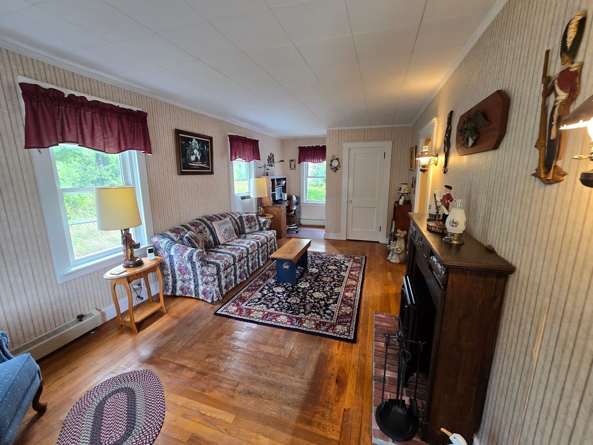 Single Family Residence at 5 Hoffman St, Taunton MA 02780, Taunton, photo 24 of 41