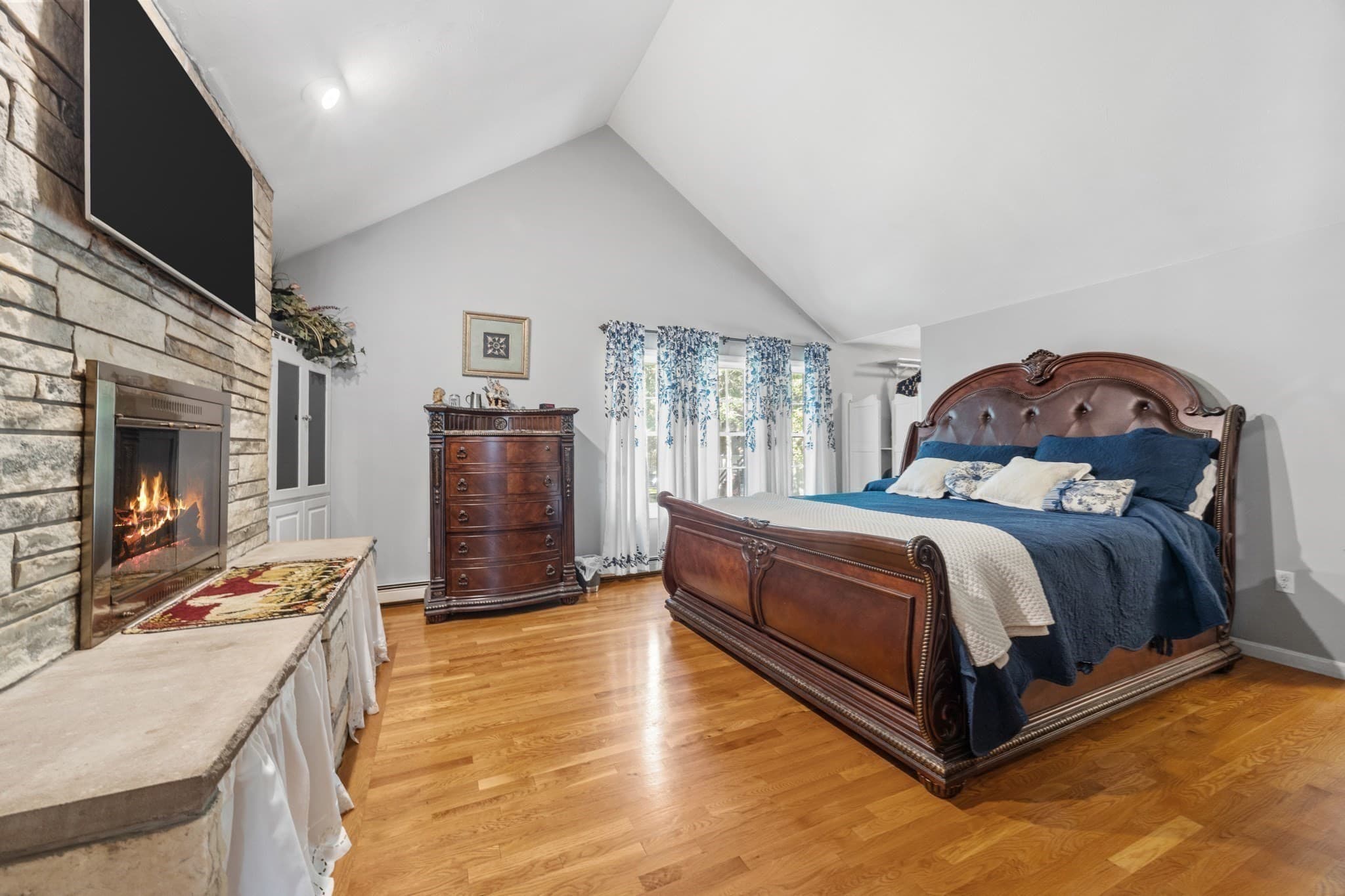 Single Family Residence at 50 Ivy Cir, Bridgewater MA 02324, Bridgewater, photo 11 of 42