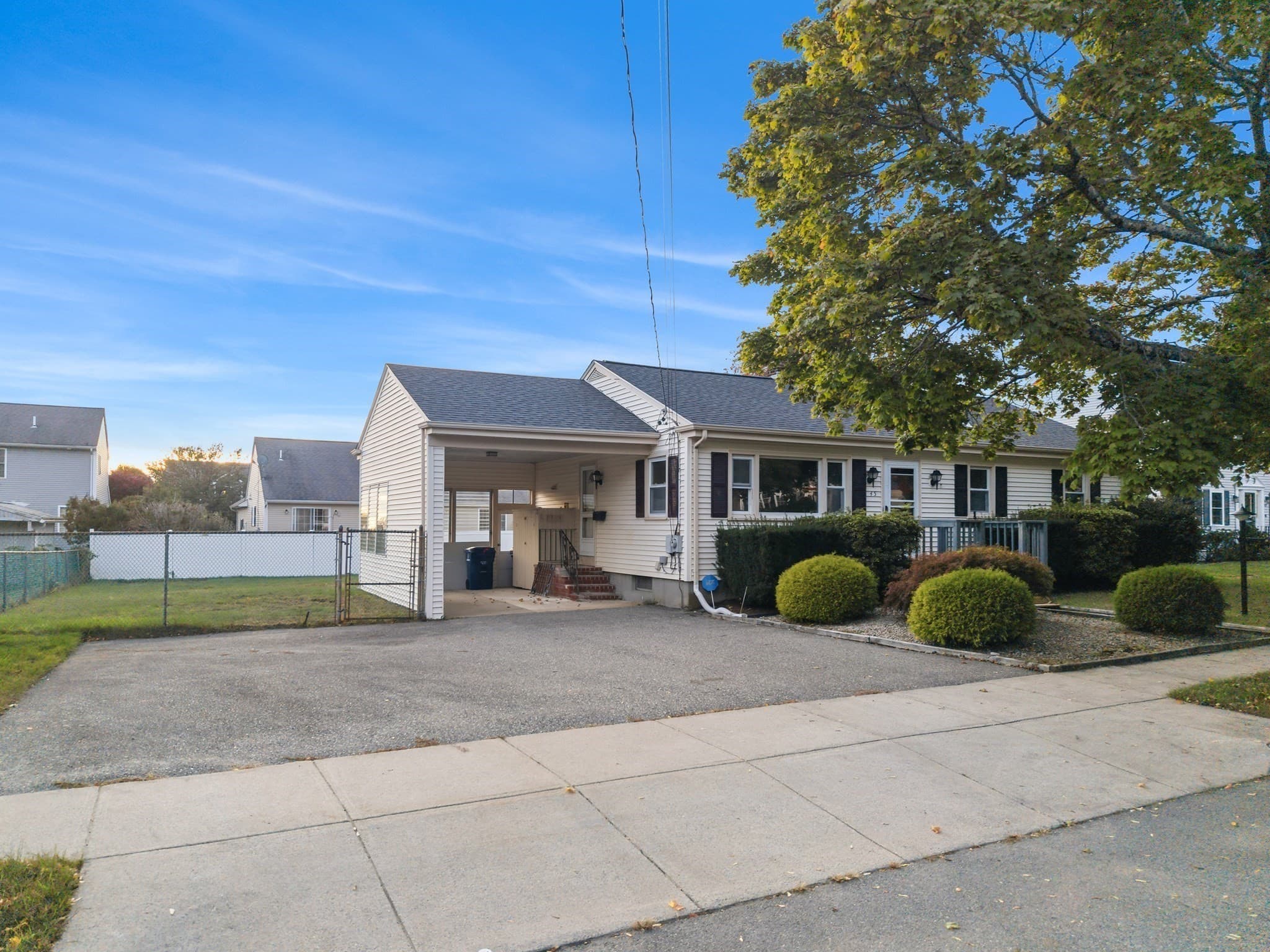 Single Family Residence at 45 Pineridge St, New Bedford MA 02740, New Bedford, photo 2 of 19