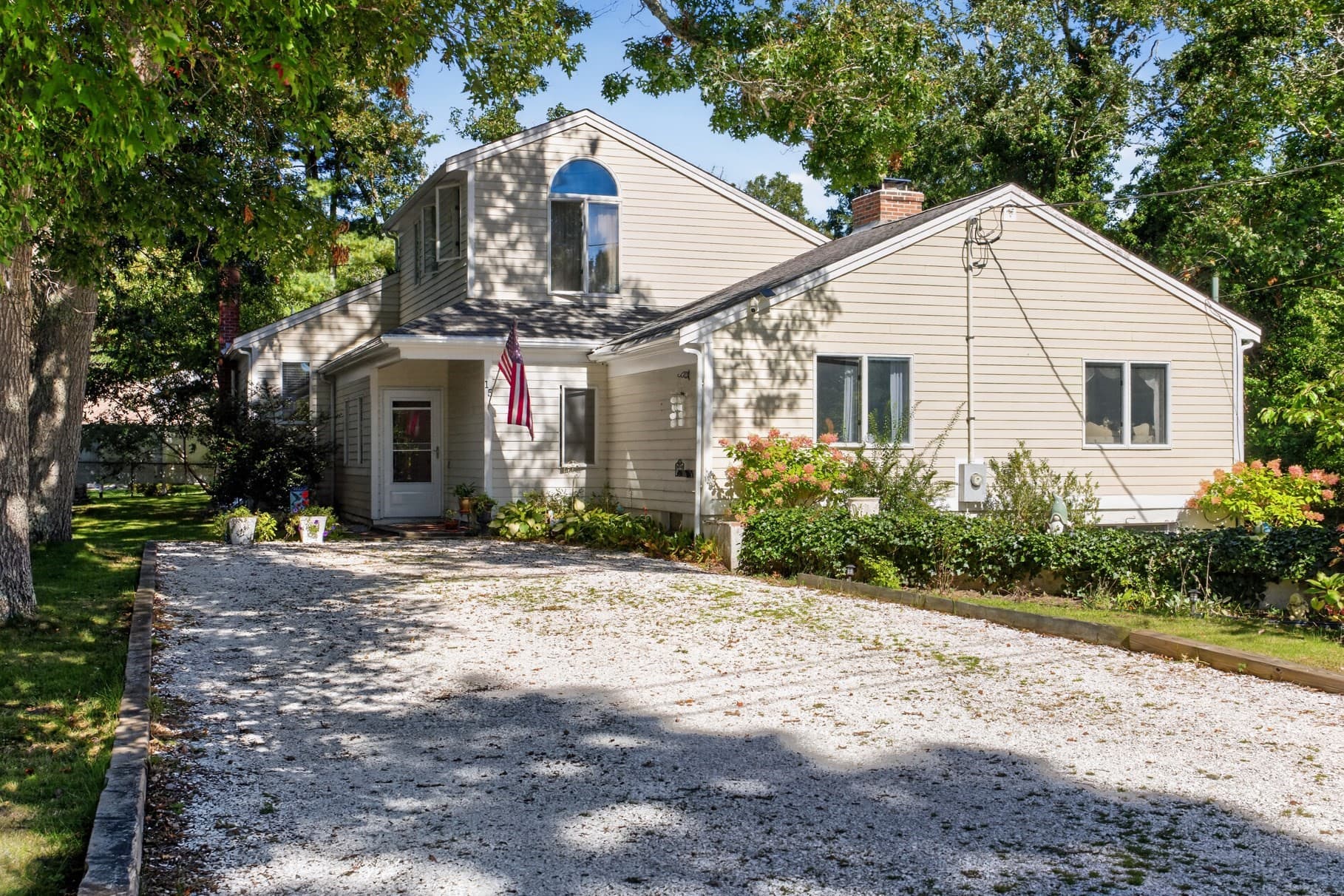 15 Atkinson Rd, Falmouth MA 02536