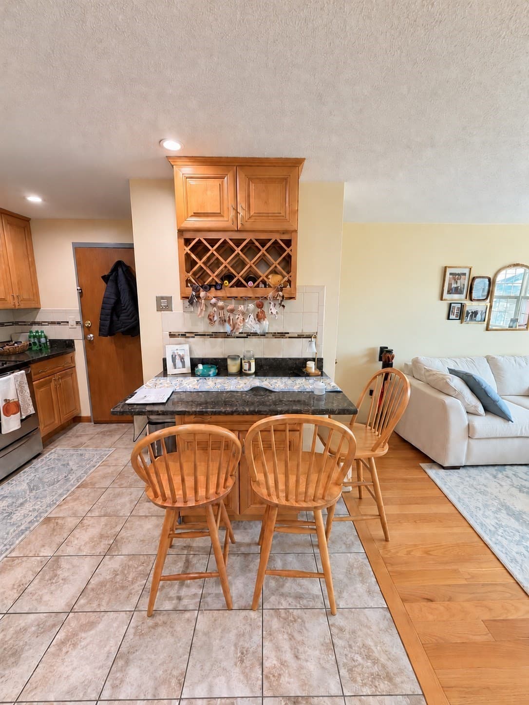 Apartment at 85 Charles St., # 9, Waltham MA 02453, photo 2 of 6