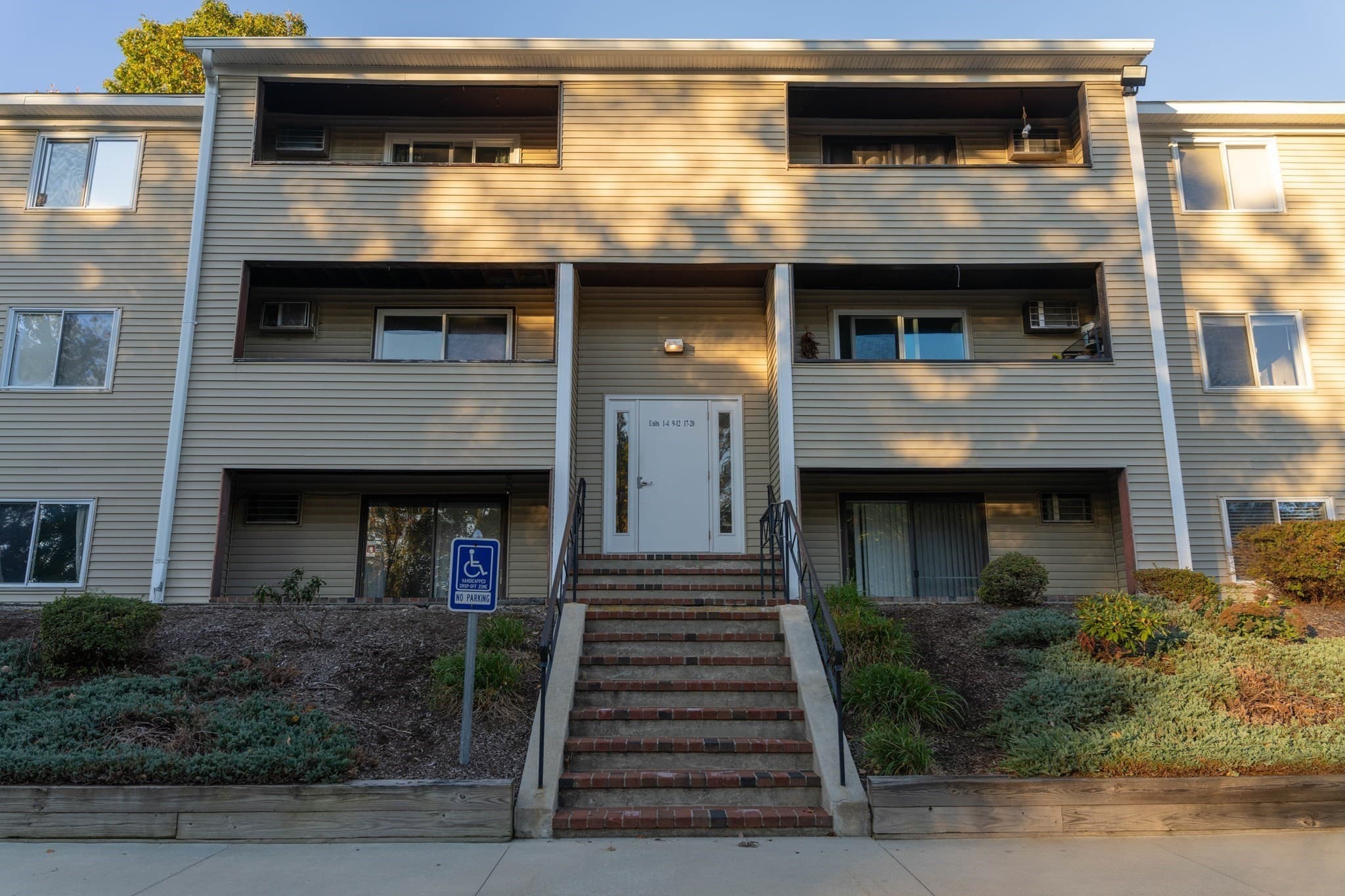 129 Quaker Hwy # 22A, Uxbridge MA 01569