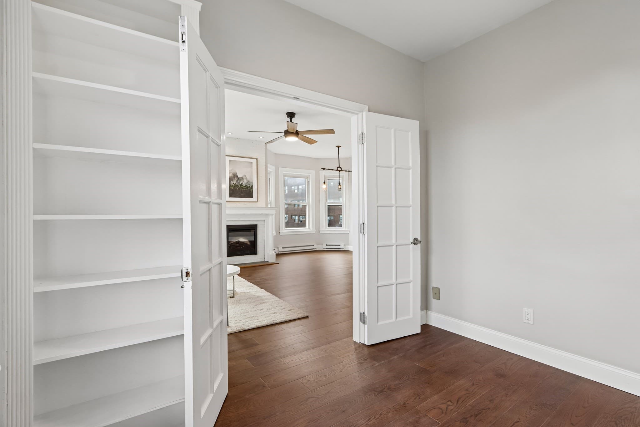 Condominium at 583 Massachusetts Ave # 5, Boston MA 02118, Boston, photo 7 of 24
