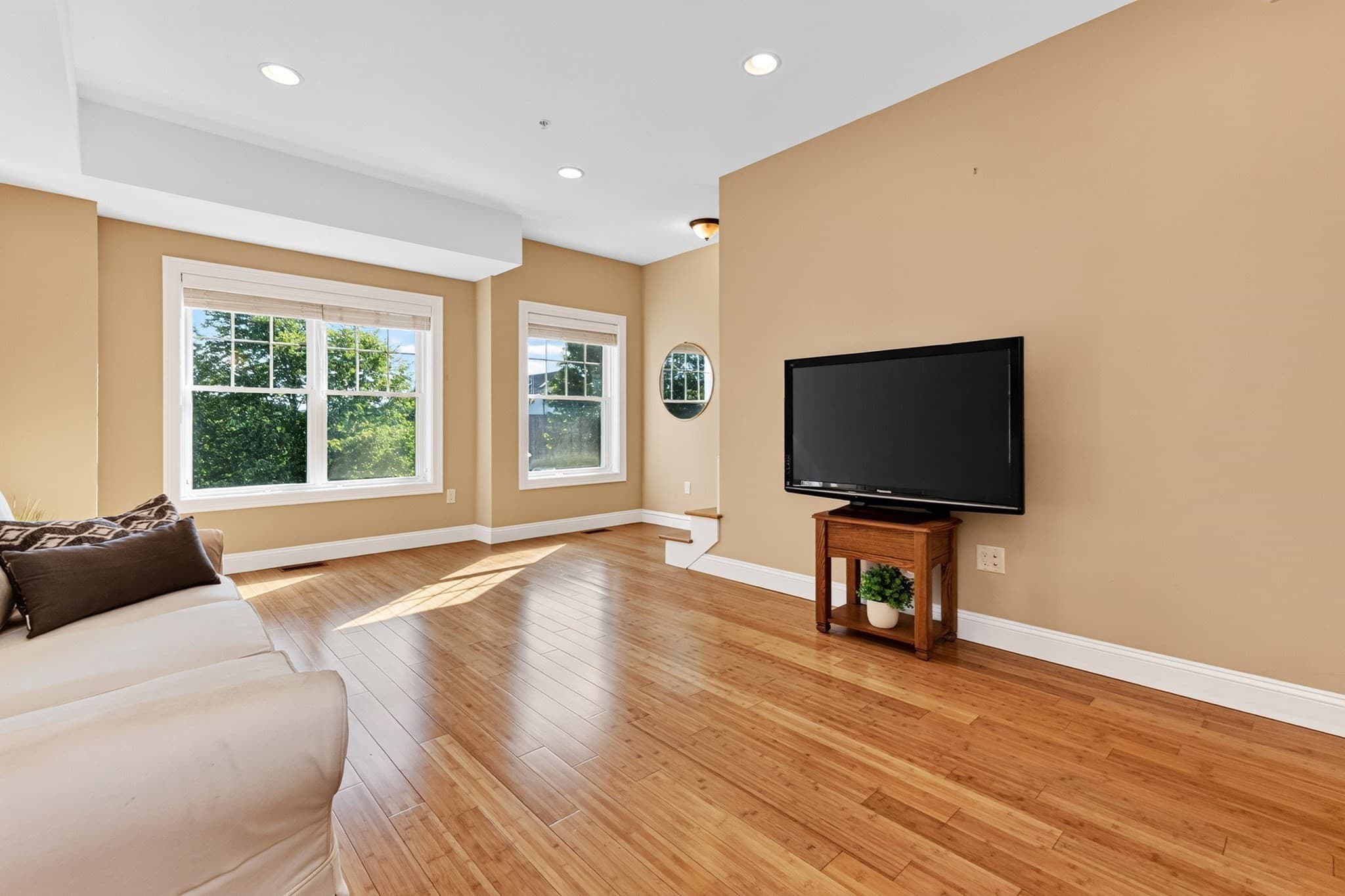 Condominium at 18 St. Mary's Way, Marlborough MA 01752, Marlborough, photo 12 of 33