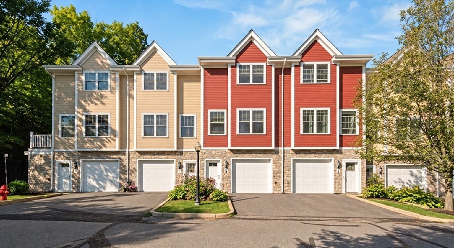 18 St. Mary's Way, Marlborough MA 01752