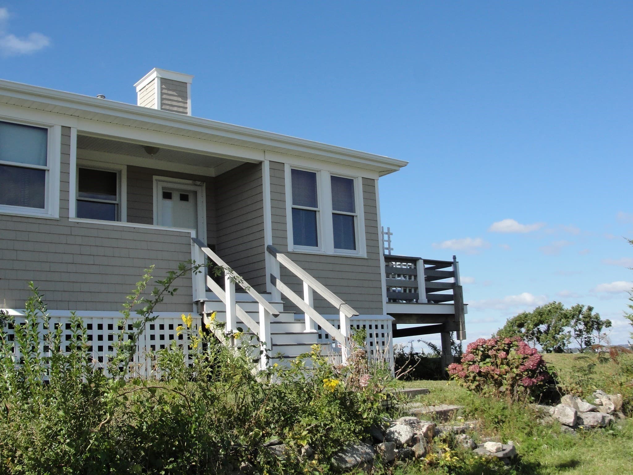 Single Family Residence at 9 Wamsutta St., Fairhaven MA 02719, Fairhaven, photo 4 of 26