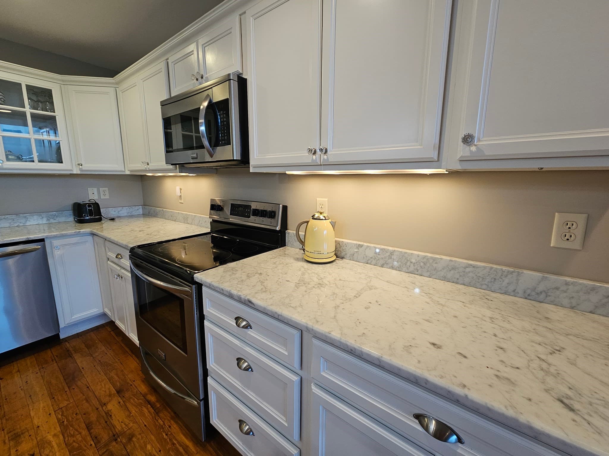Condominium at 1 Tupperware Drive # 329, North Smithfield RI 02896, North Smithfield, photo 6 of 42