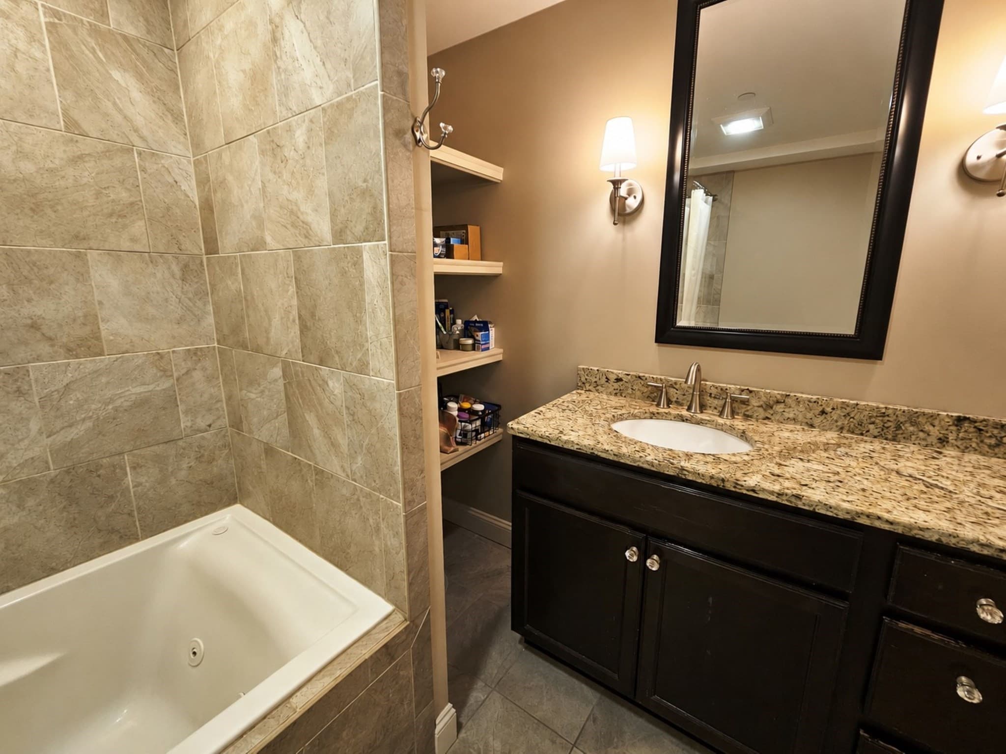 Condominium at 1 Tupperware Drive # 329, North Smithfield RI 02896, North Smithfield, photo 18 of 42