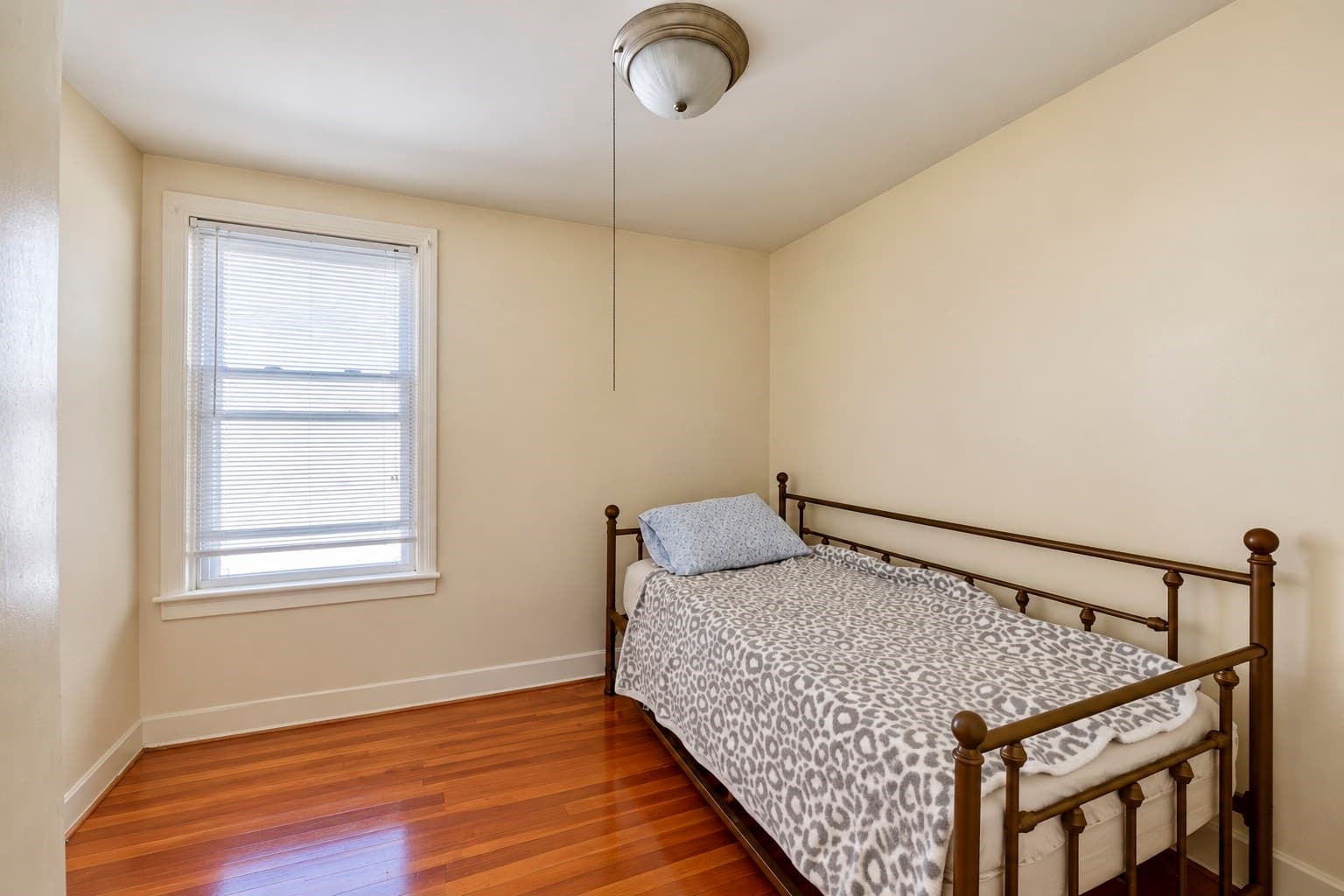 2 Family - 2 Units Up/Down at 76 Atlantic St, New Bedford MA 02740, New Bedford, photo 17 of 23