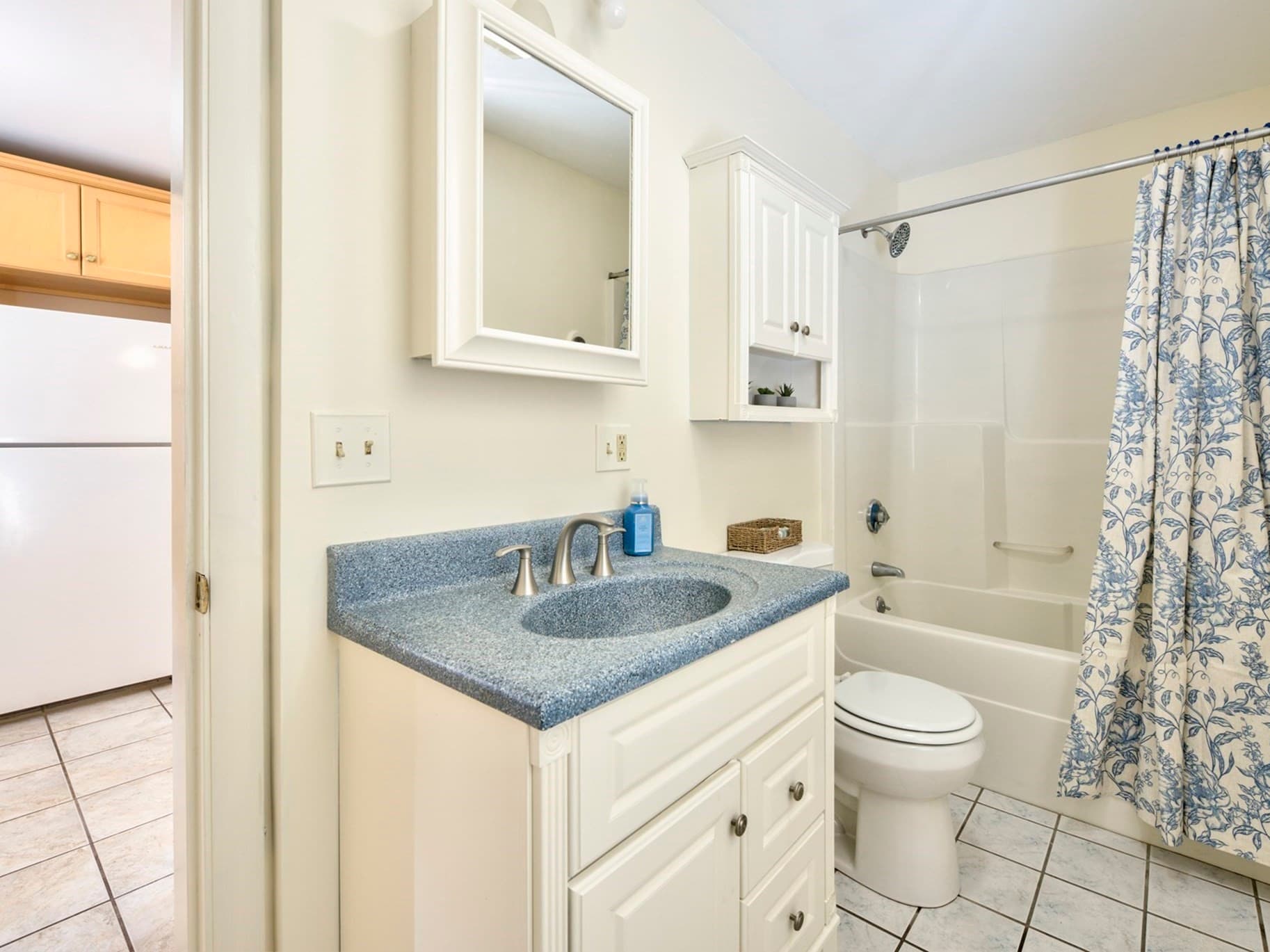 2 Family - 2 Units Up/Down at 76 Atlantic St, New Bedford MA 02740, New Bedford, photo 10 of 23