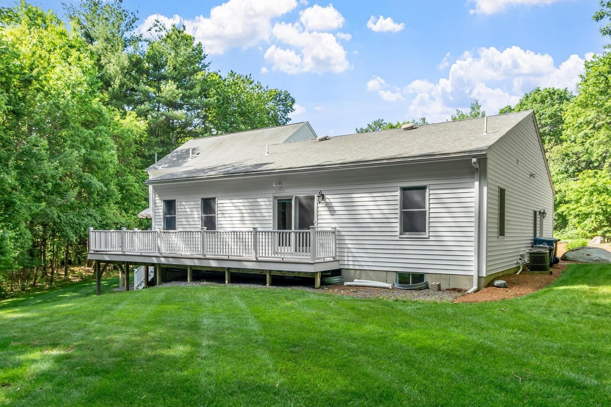 Single Family Residence at 47 Sequoia Dr, Tyngsborough MA 01879, Tyngsborough, photo 6 of 42