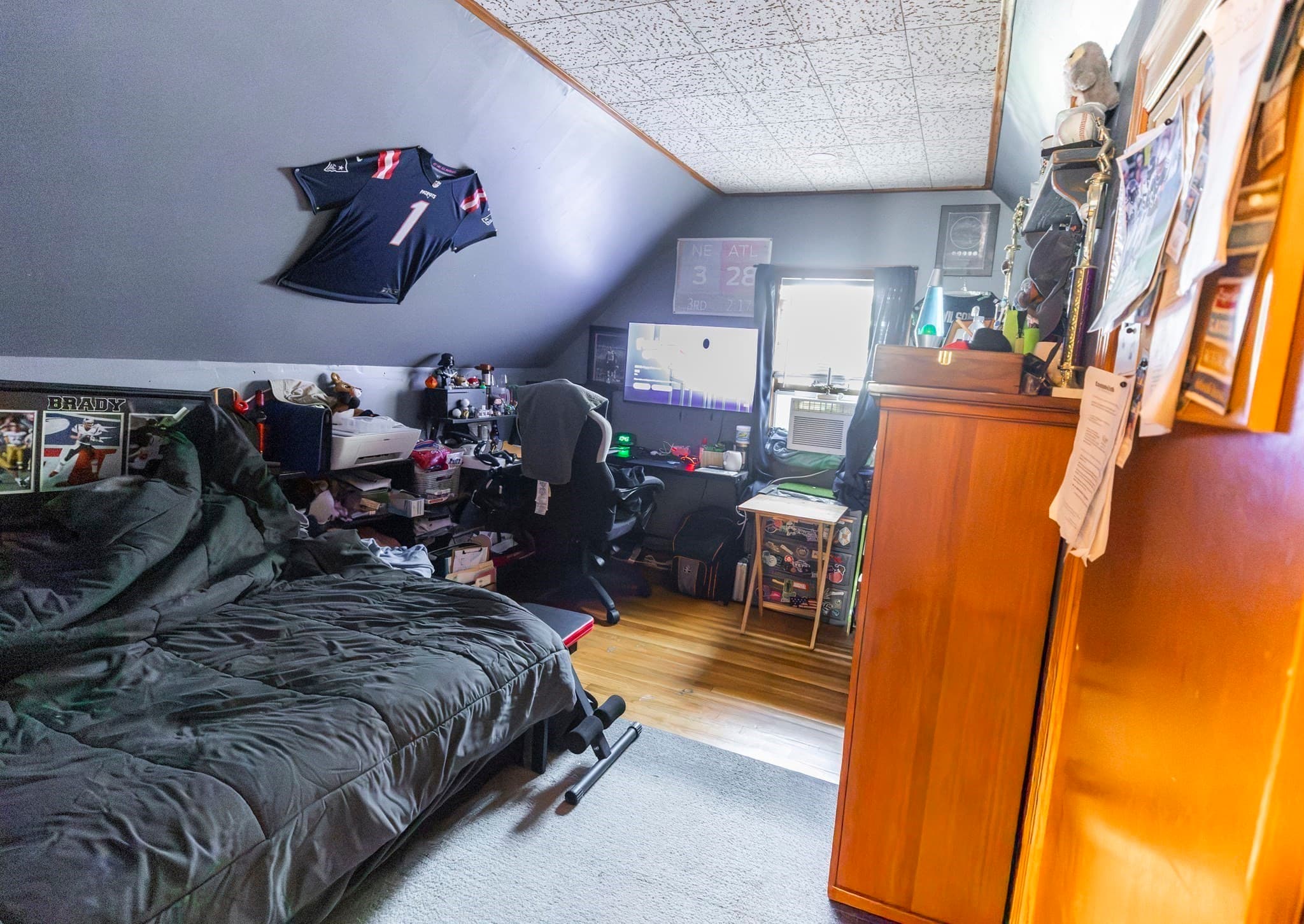 Single Family Residence at 118 Ararat St, Worcester MA 01606, Worcester, photo 16 of 21