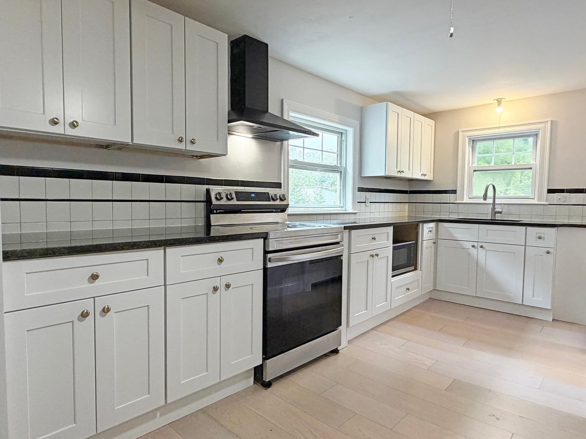 Apartment at 75-77 Dale St # 77, Waltham MA 02451, photo 12 of 21