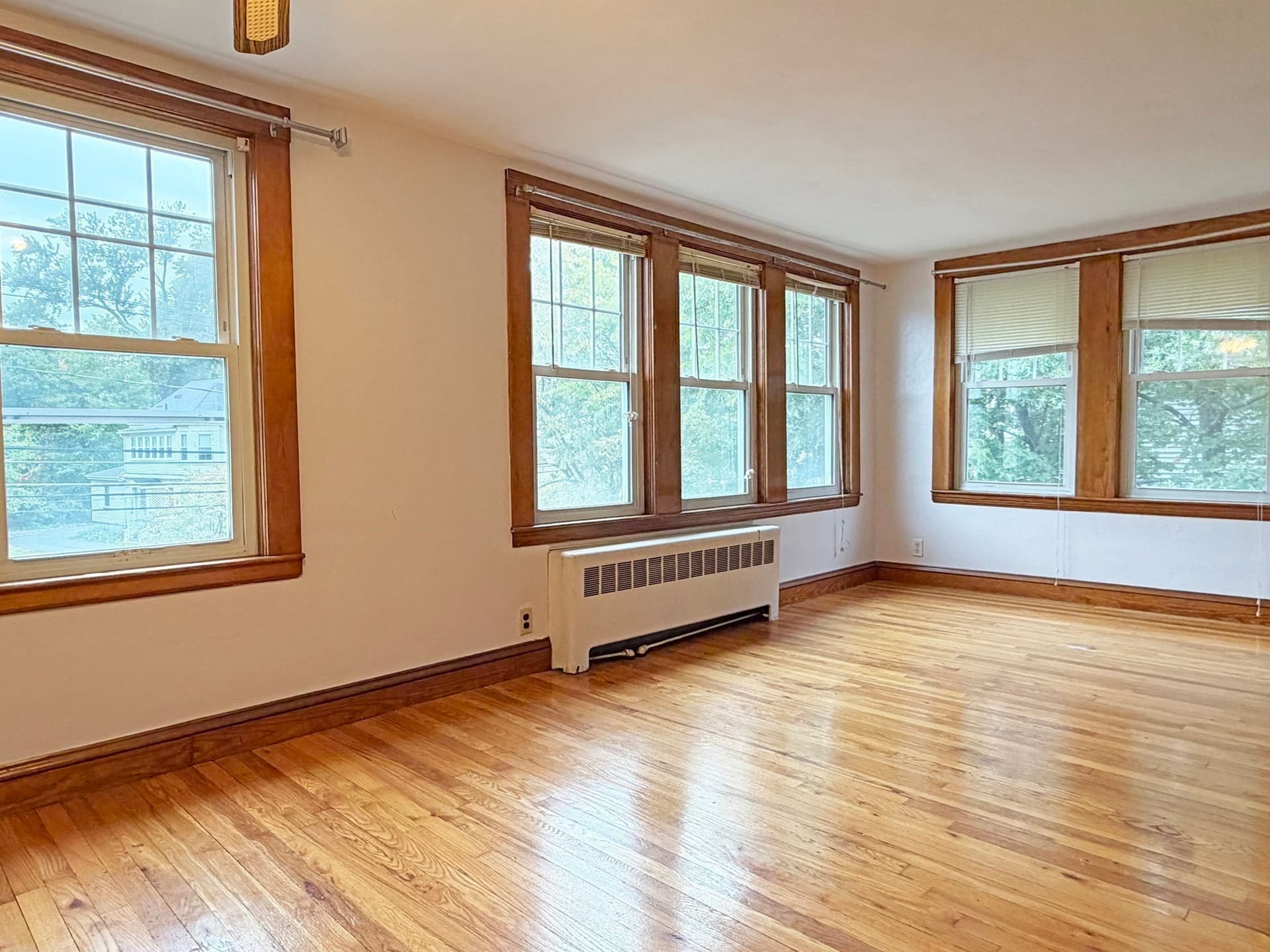 Apartment at 75-77 Dale St # 77, Waltham MA 02451