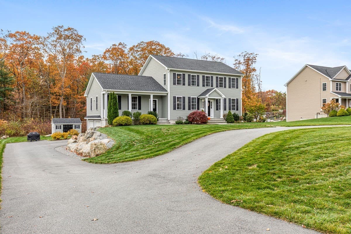 Single Family Residence at 705 County St, Seekonk MA 02771, Seekonk, photo 2 of 35