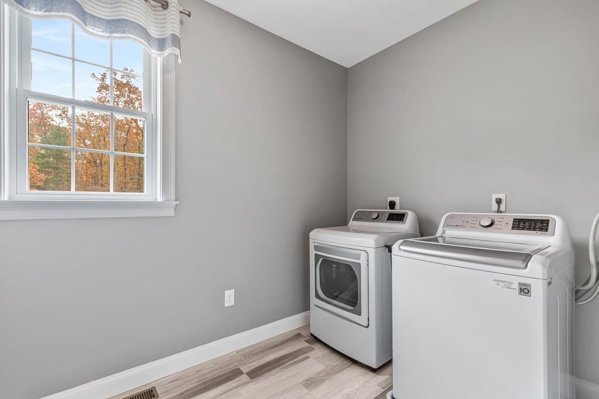 Single Family Residence at 705 County St, Seekonk MA 02771, Seekonk, photo 17 of 35