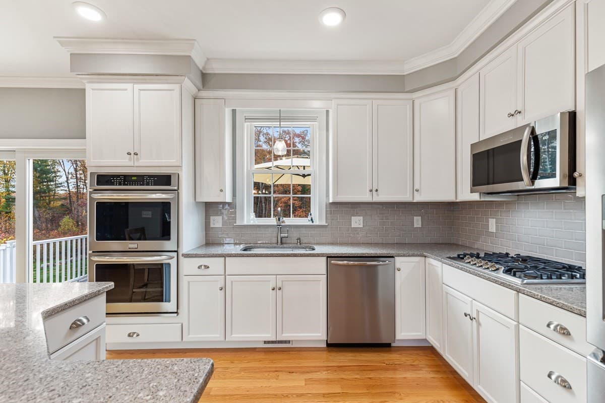 Single Family Residence at 705 County St, Seekonk MA 02771, Seekonk, photo 7 of 35