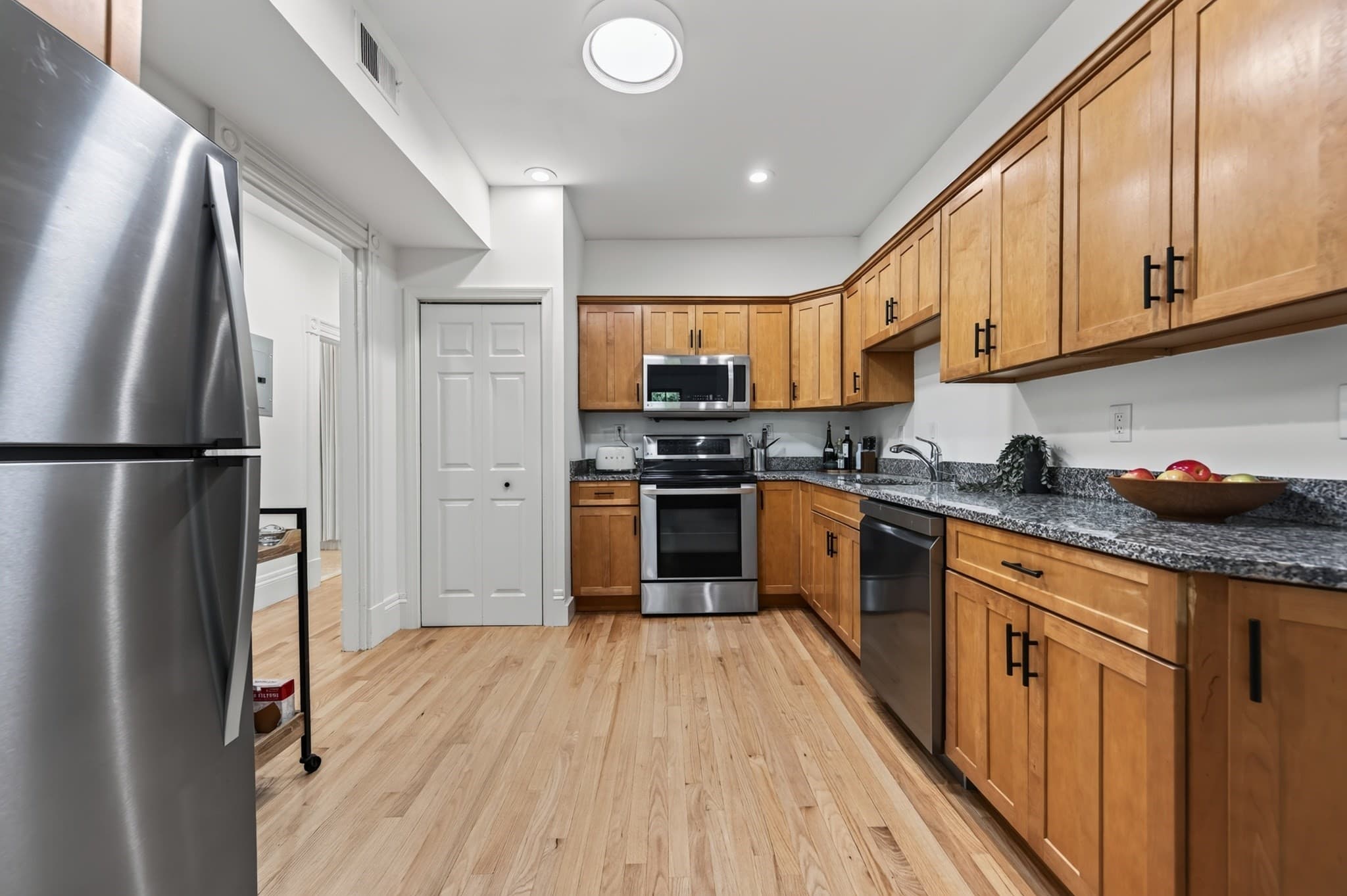 Condominium at 274-276A Shawmut Ave # 3, Boston MA 02118, Boston, photo 6 of 16