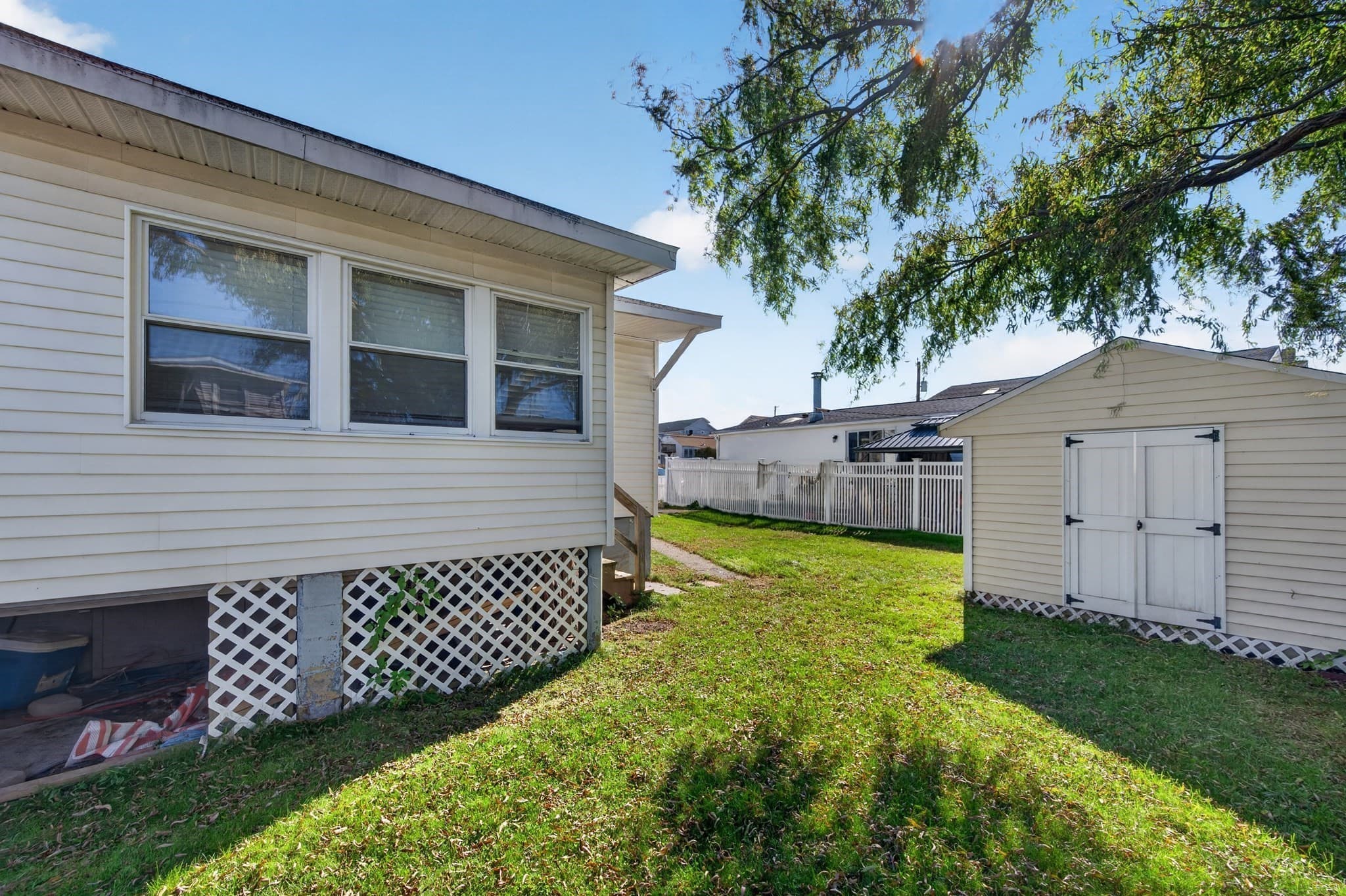 Single Family Residence at 46 Brissette Ave, Salisbury MA 01952, photo 6 of 32