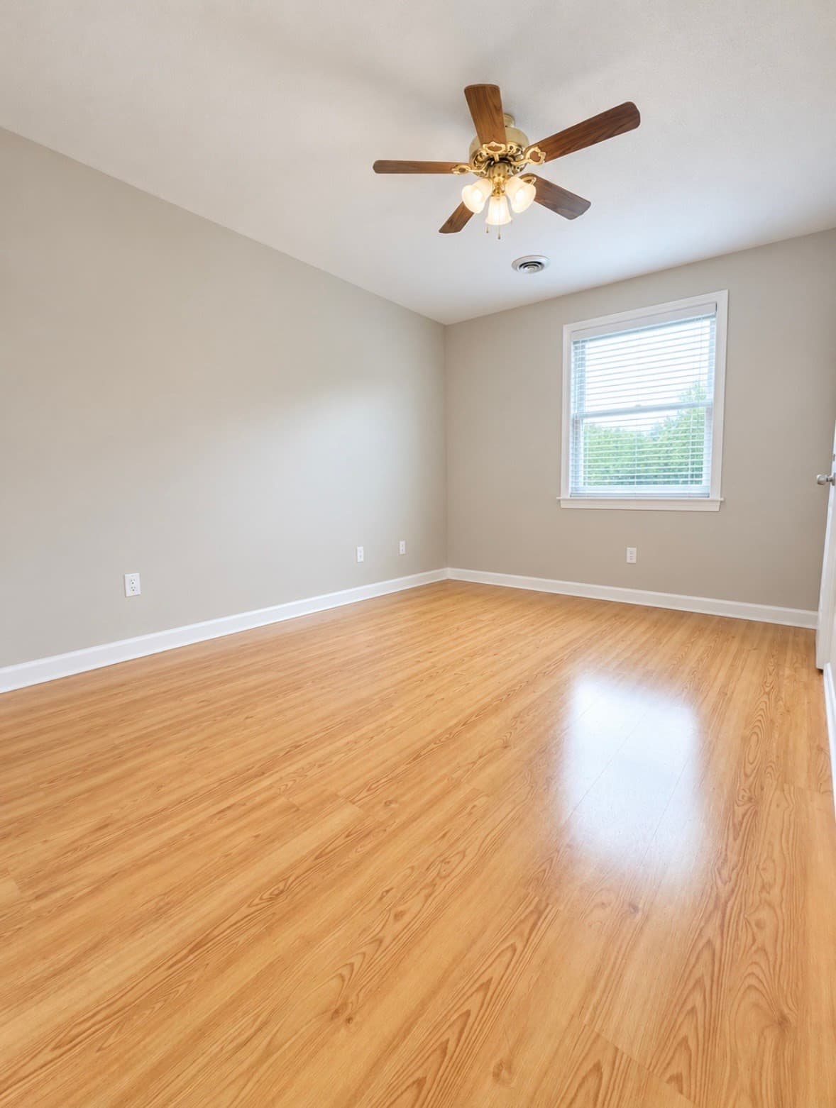 Condominium at 225 Shove St # B5, Fall River MA 02724, Fall River, photo 13 of 14