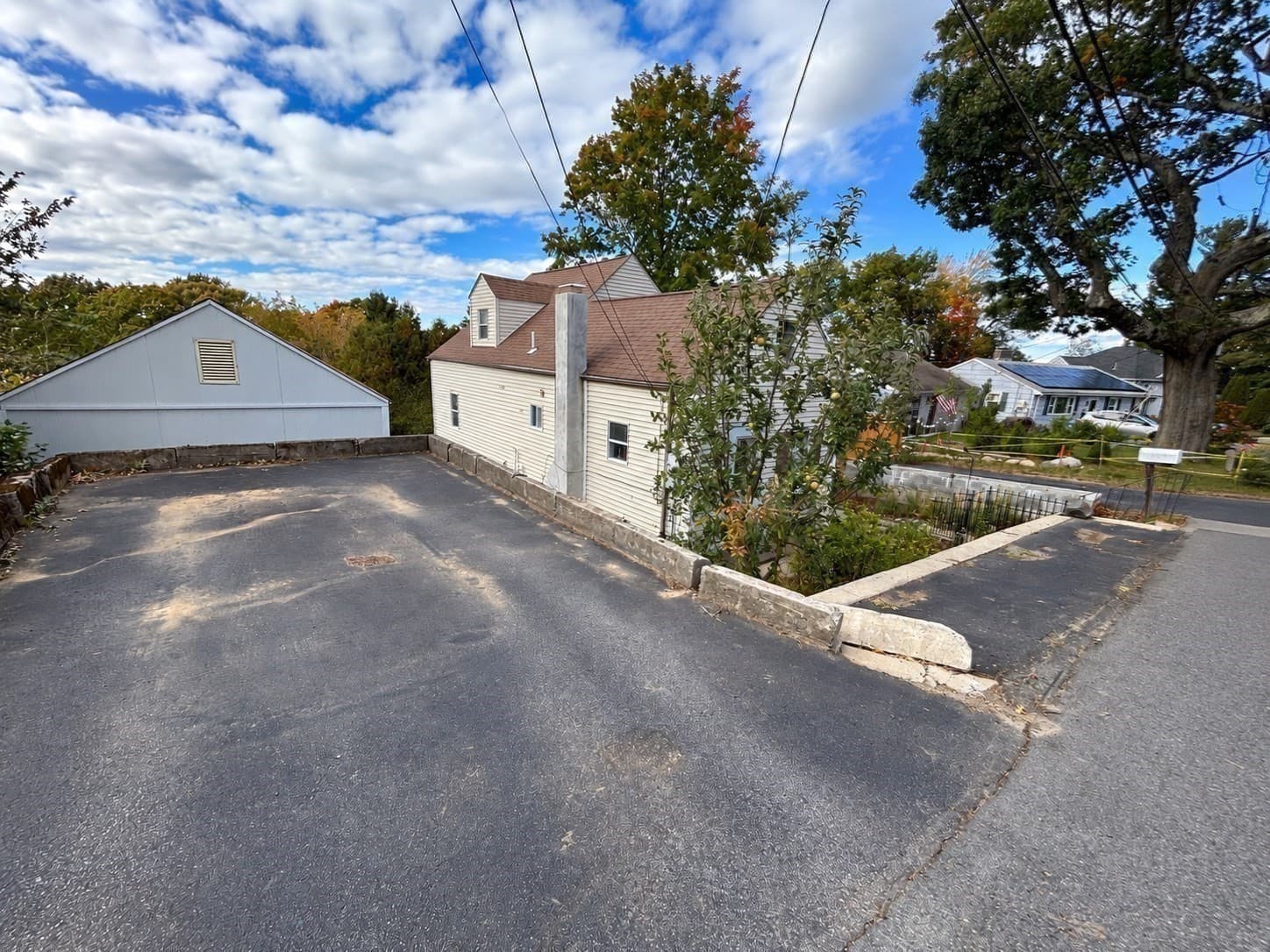 Single Family Residence at 126 Pine Hill Cir, Waltham MA 02451, photo 25 of 28