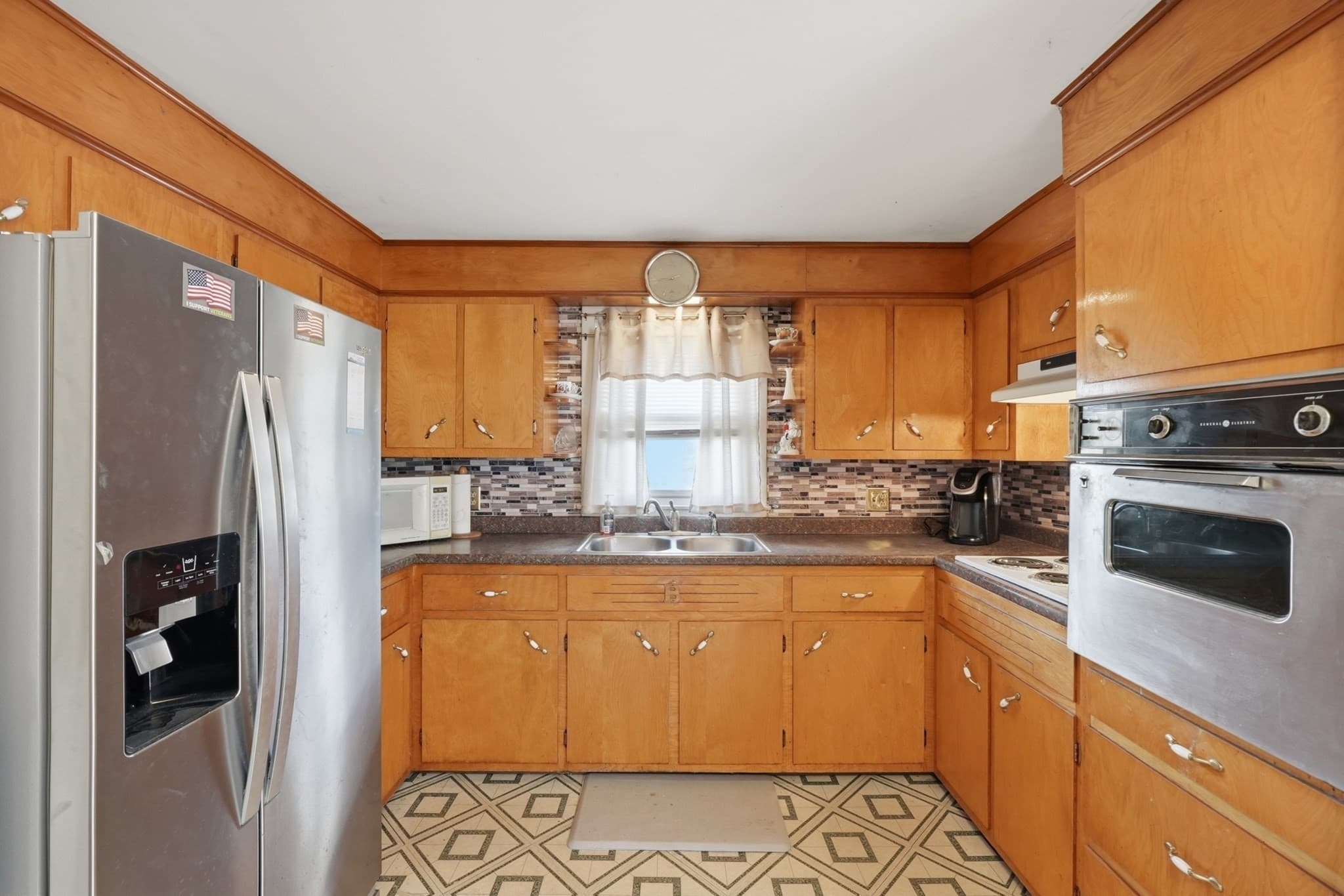 Single Family Residence at 6 Birch St, West Brookfield MA 01585, West Brookfield, photo 4 of 42