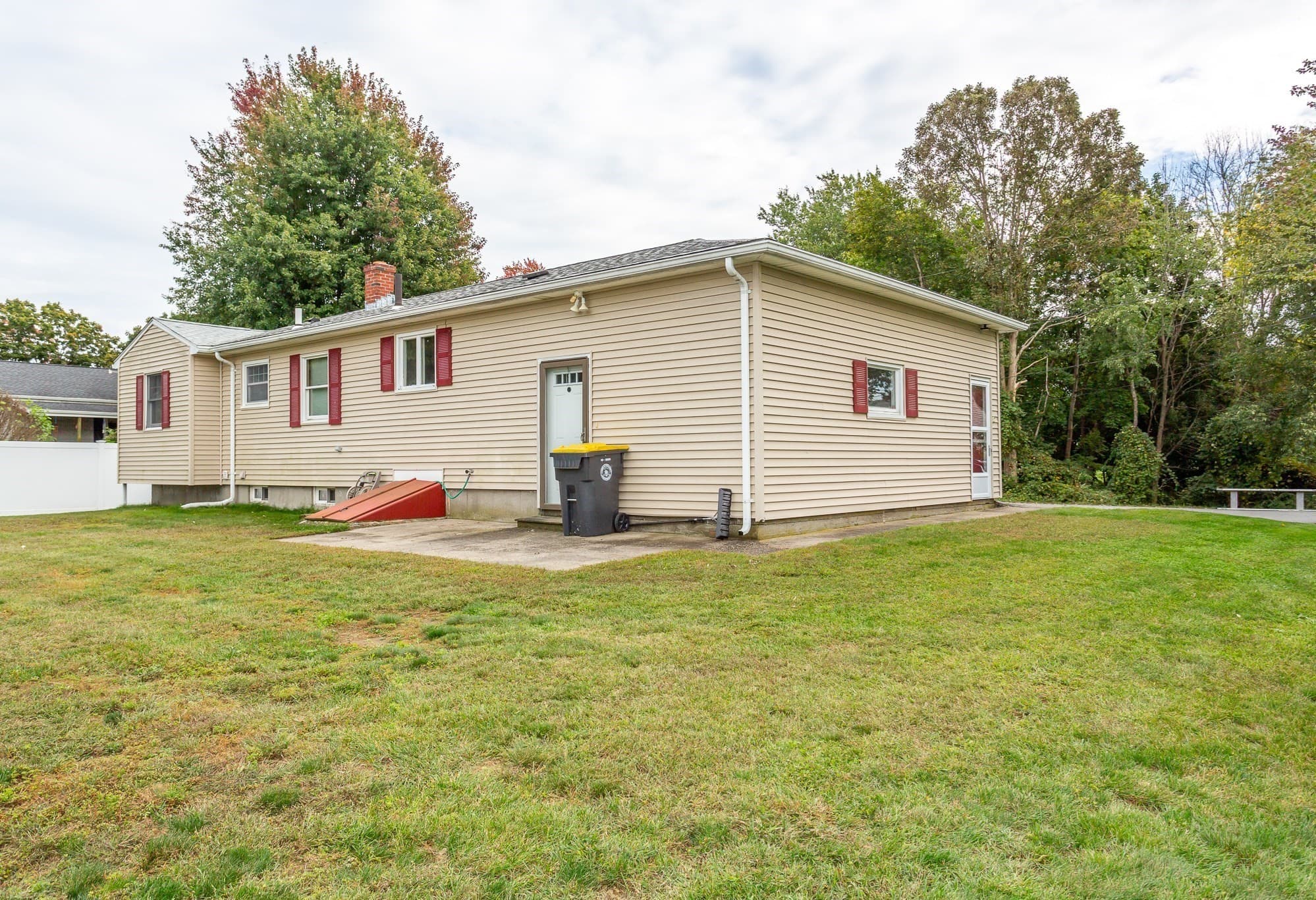 Single Family Residence at 26 Midland Rd, Somerset MA 02726, Somerset, photo 6 of 28